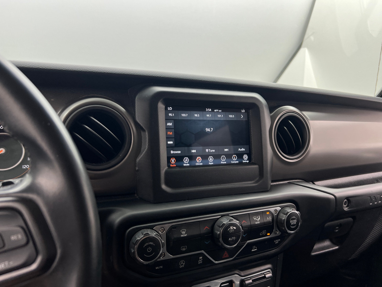 Thumbnail: 2022 Jeep Wrangler - 4