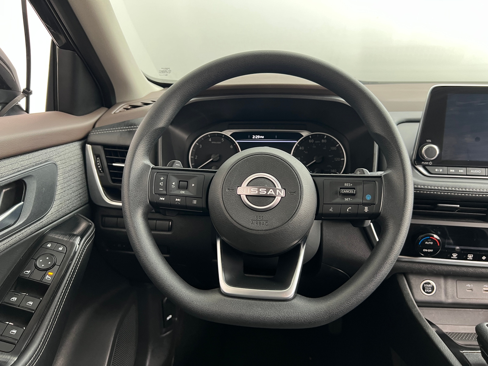 Thumbnail: 2023 Nissan Rogue - 5