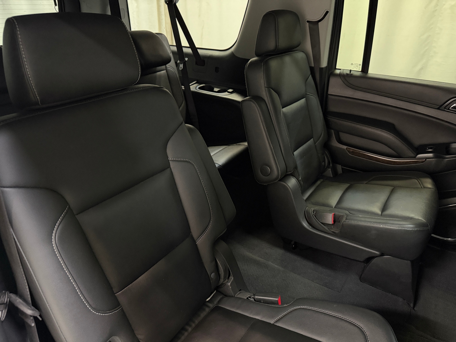Thumbnail: 2020 Chevrolet Suburban - 5