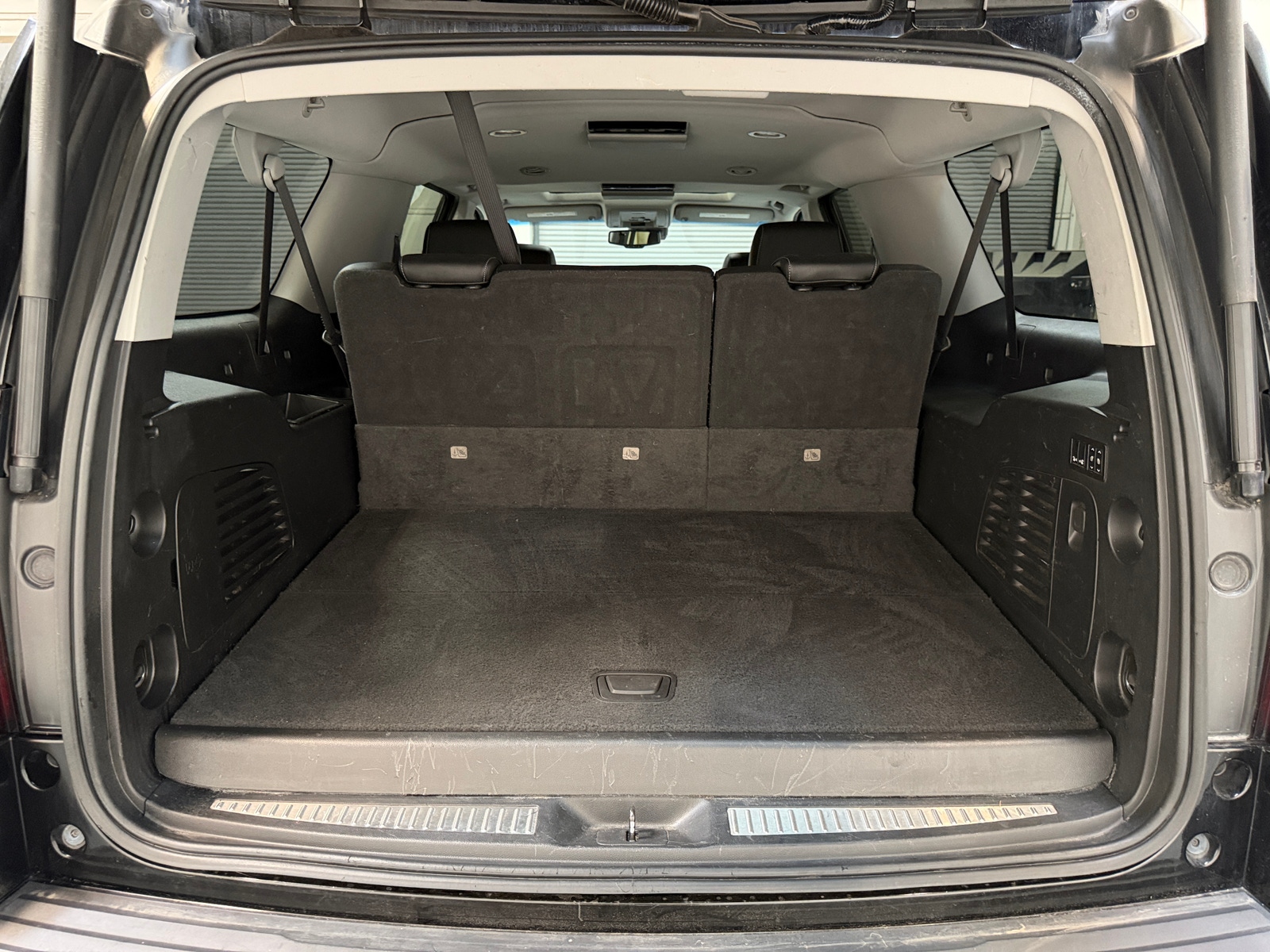 Thumbnail: 2020 Chevrolet Suburban - 6