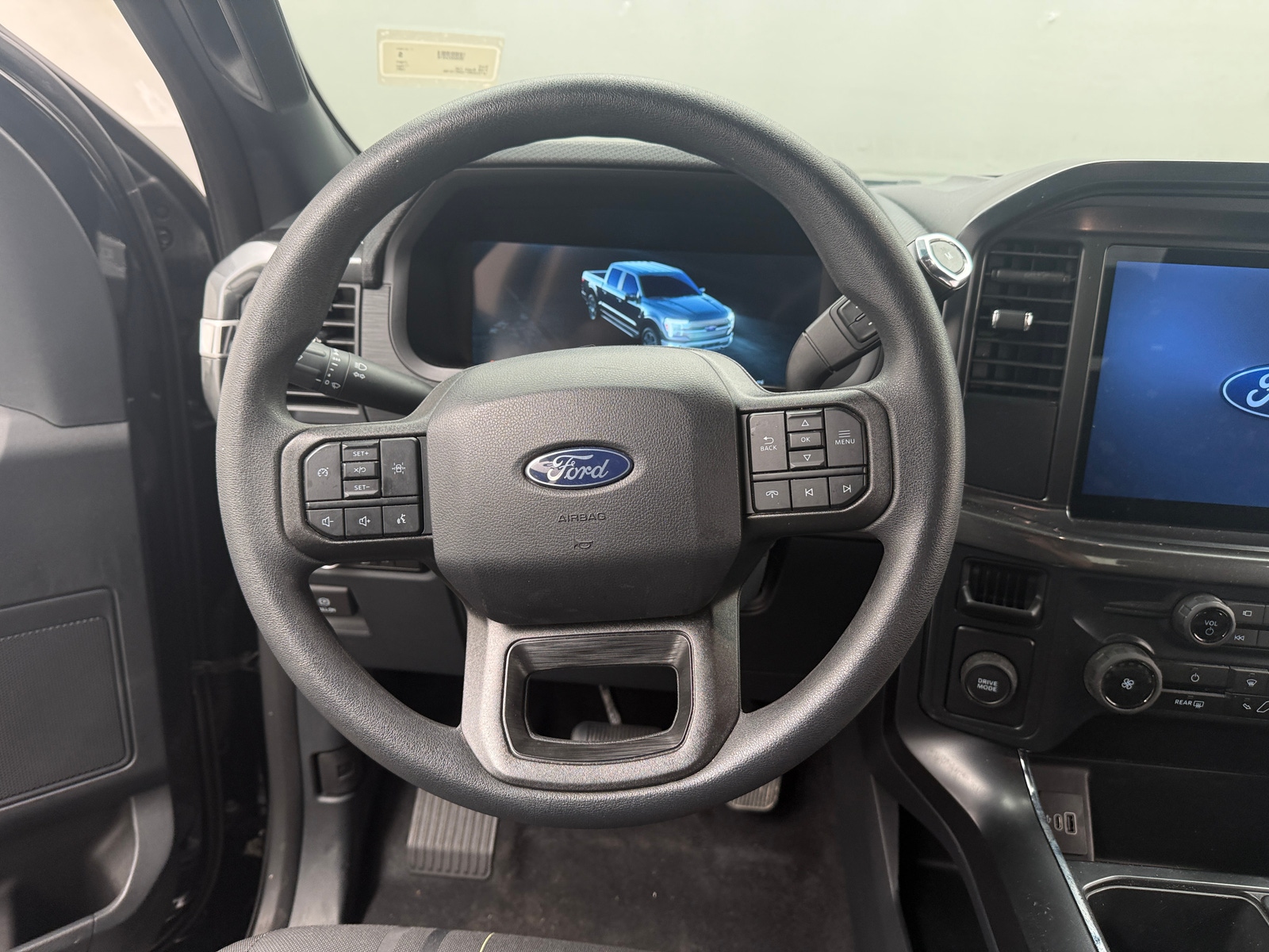 Thumbnail: 2025 Ford Econoline - 5