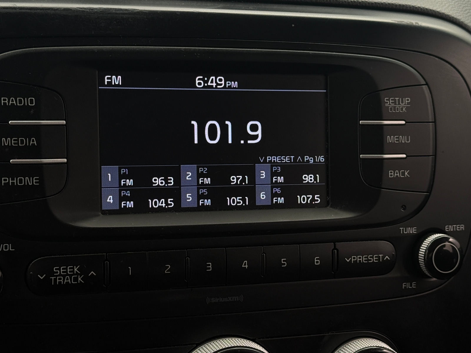 Thumbnail: 2017 Kia Soul - 4