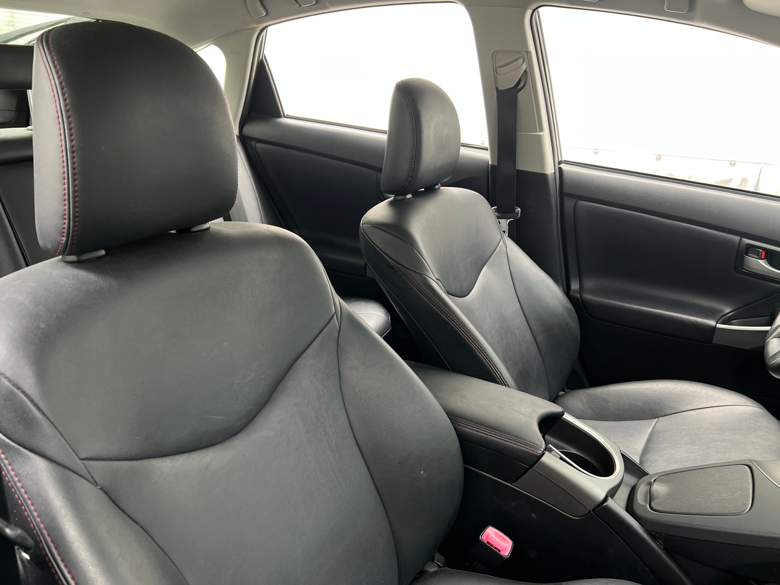 Thumbnail: 2013 Toyota Prius - 2
