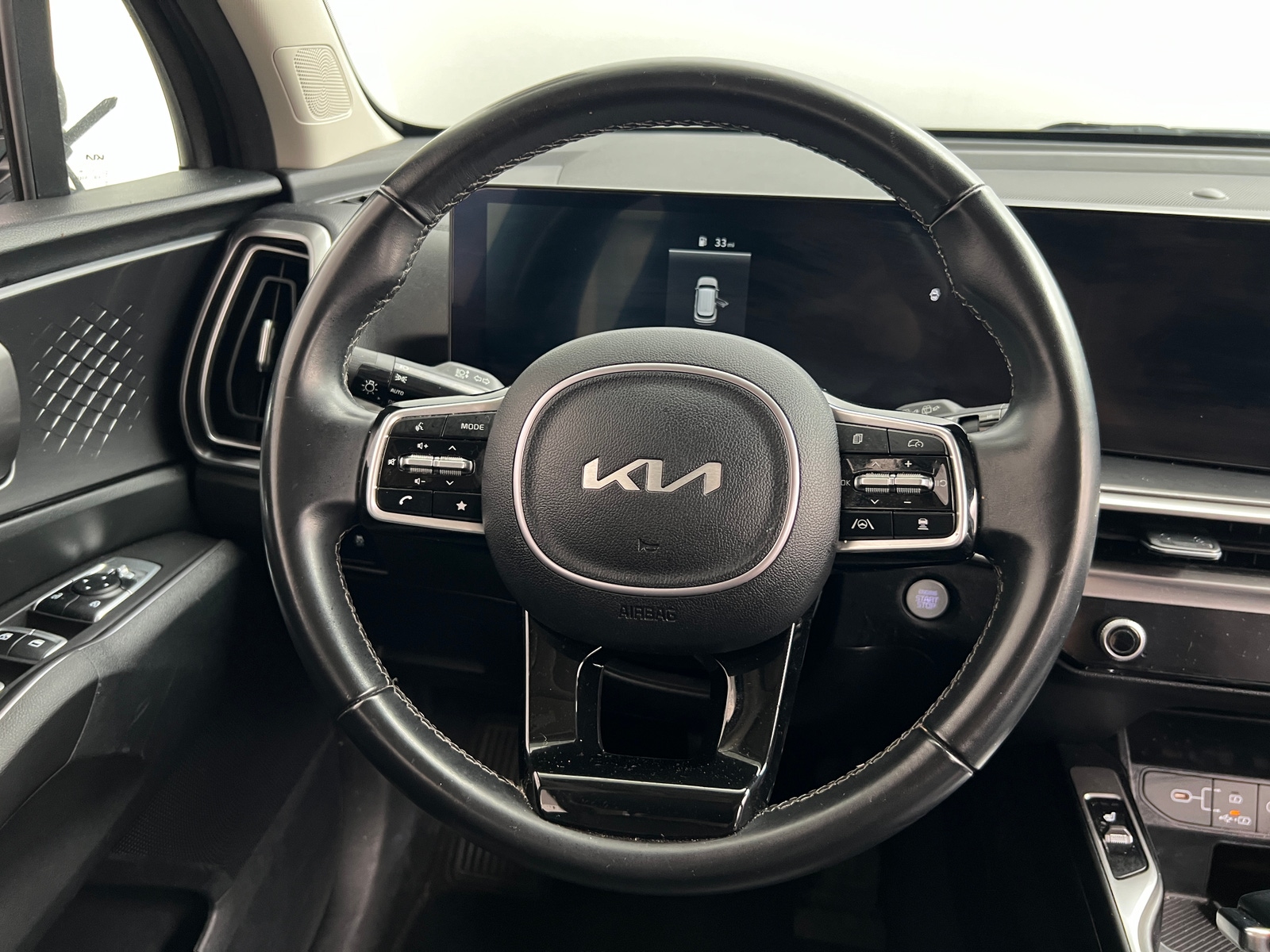 Thumbnail: 2024 Kia Sorento - 4