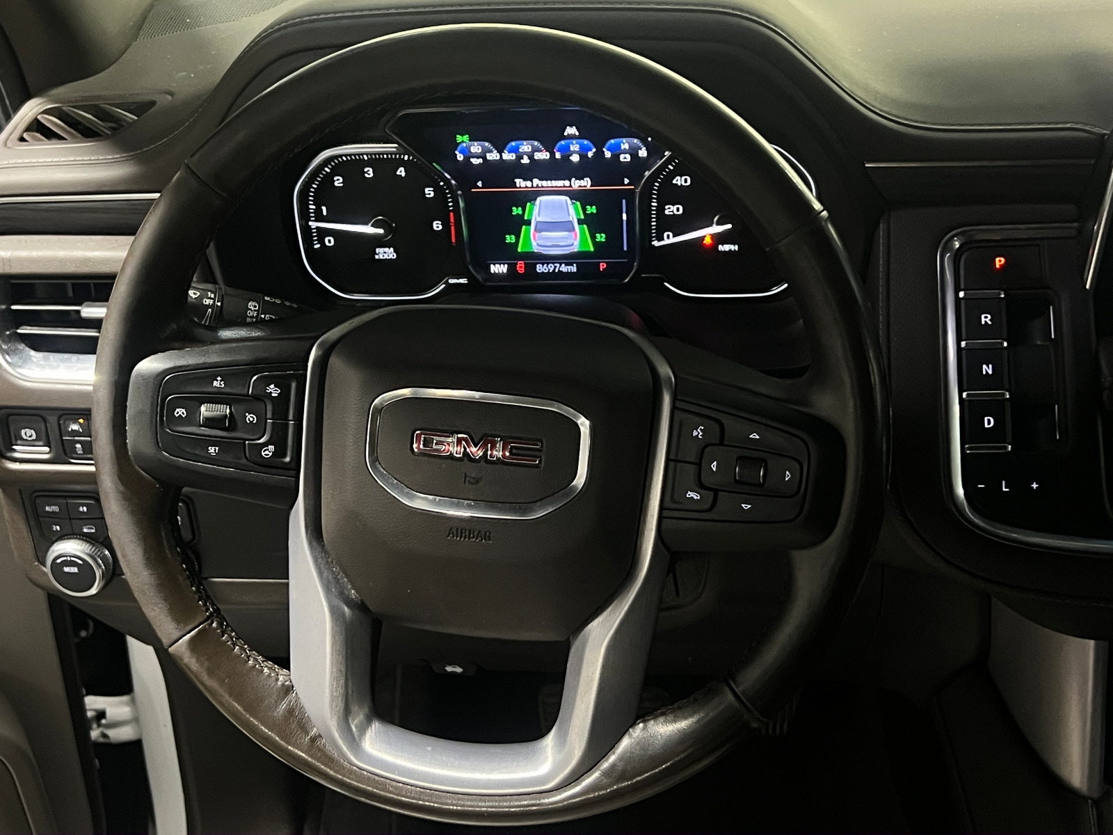 Thumbnail: 2021 GMC Yukon - 4