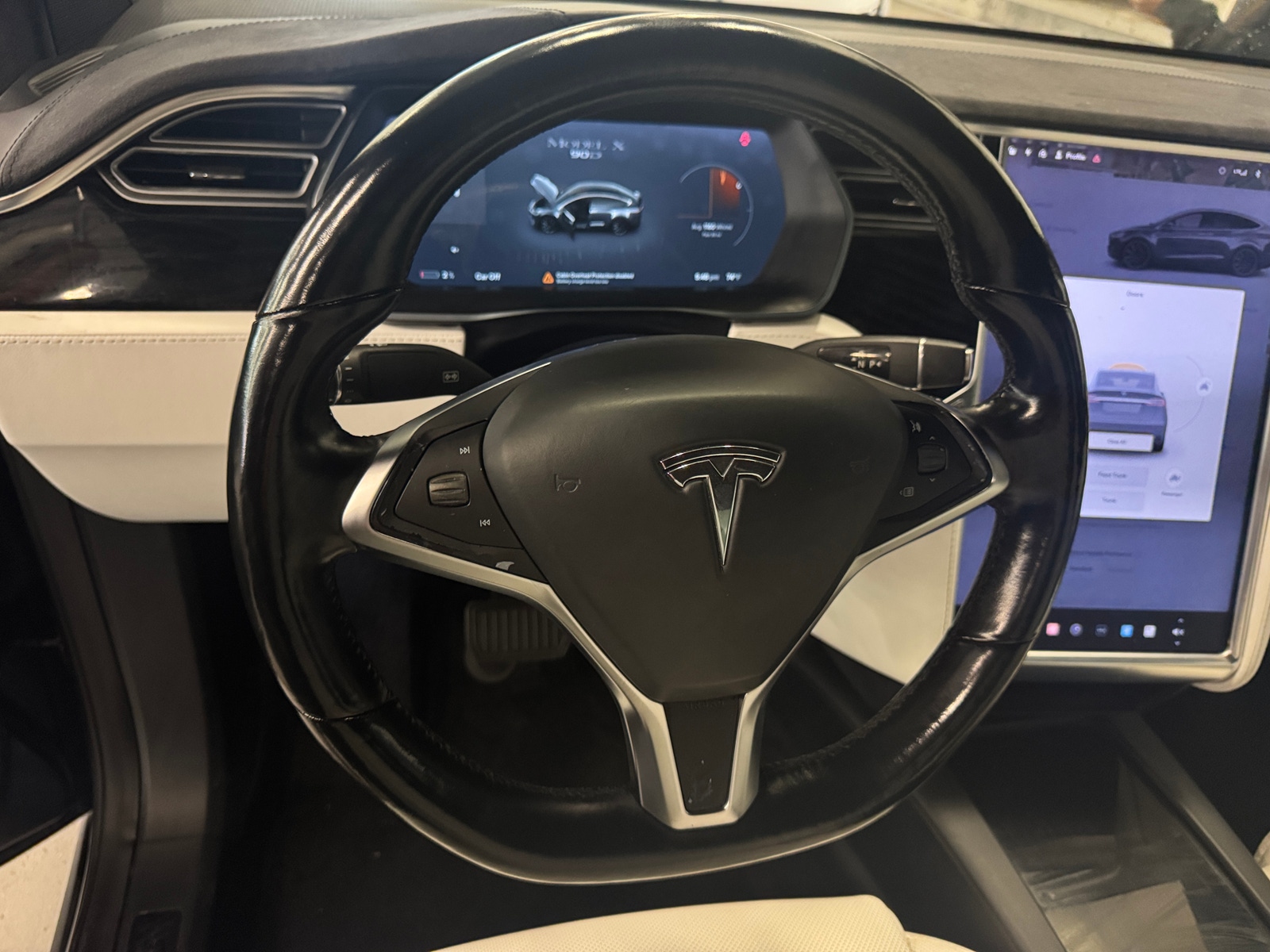 Thumbnail: 2017 Tesla Model X - 4