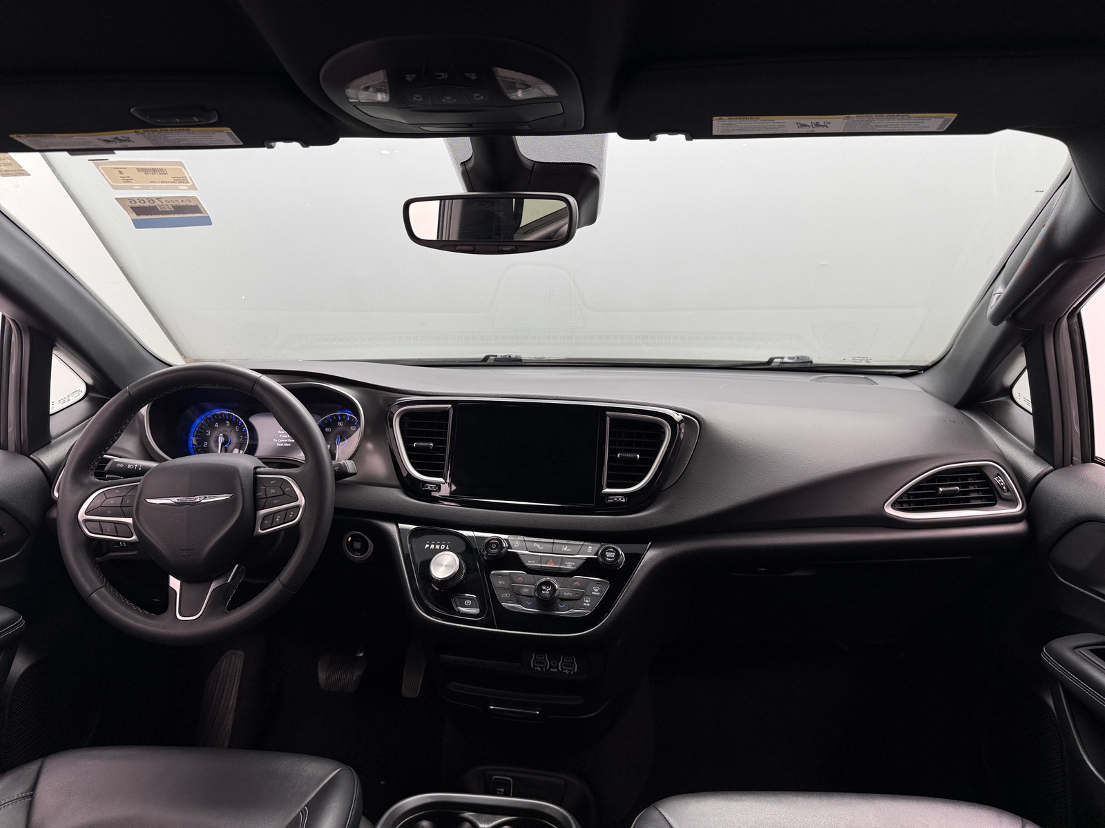 Thumbnail: 2025 Chrysler Pacifica - 2