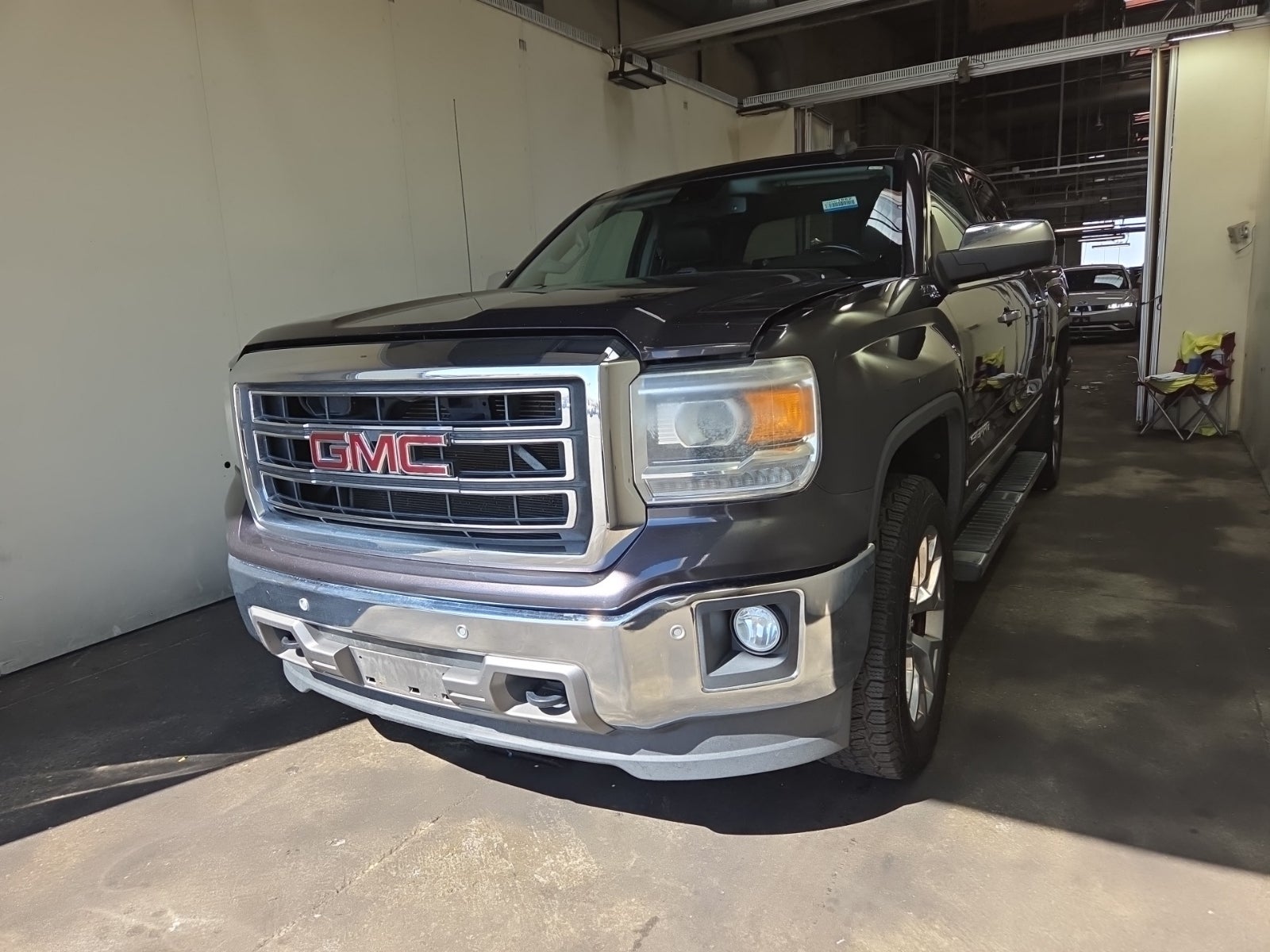 2015 GMC Sierra 1500 4WD Crew Cab 143.5" SLT