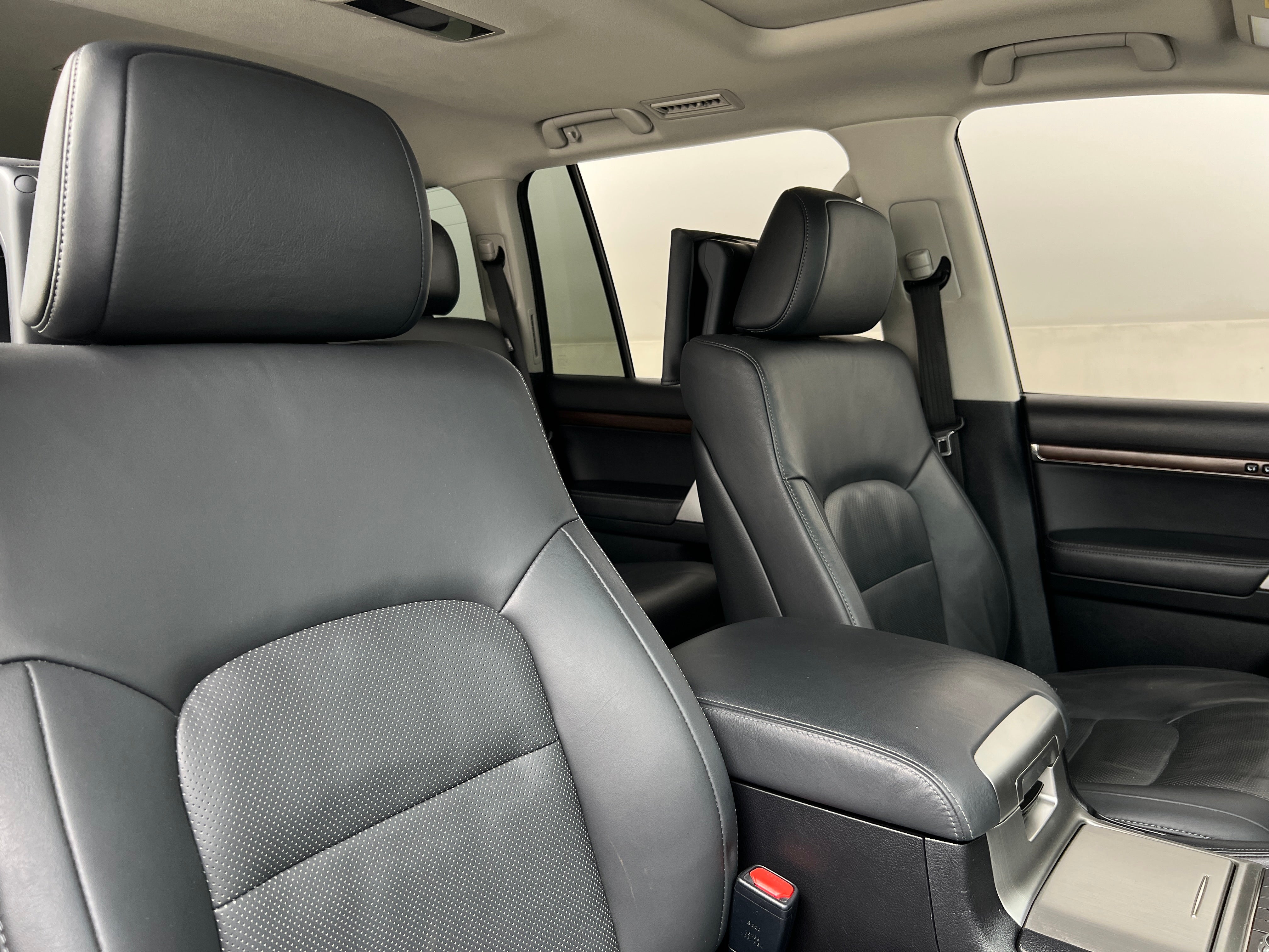 2021 Toyota Land Cruiser