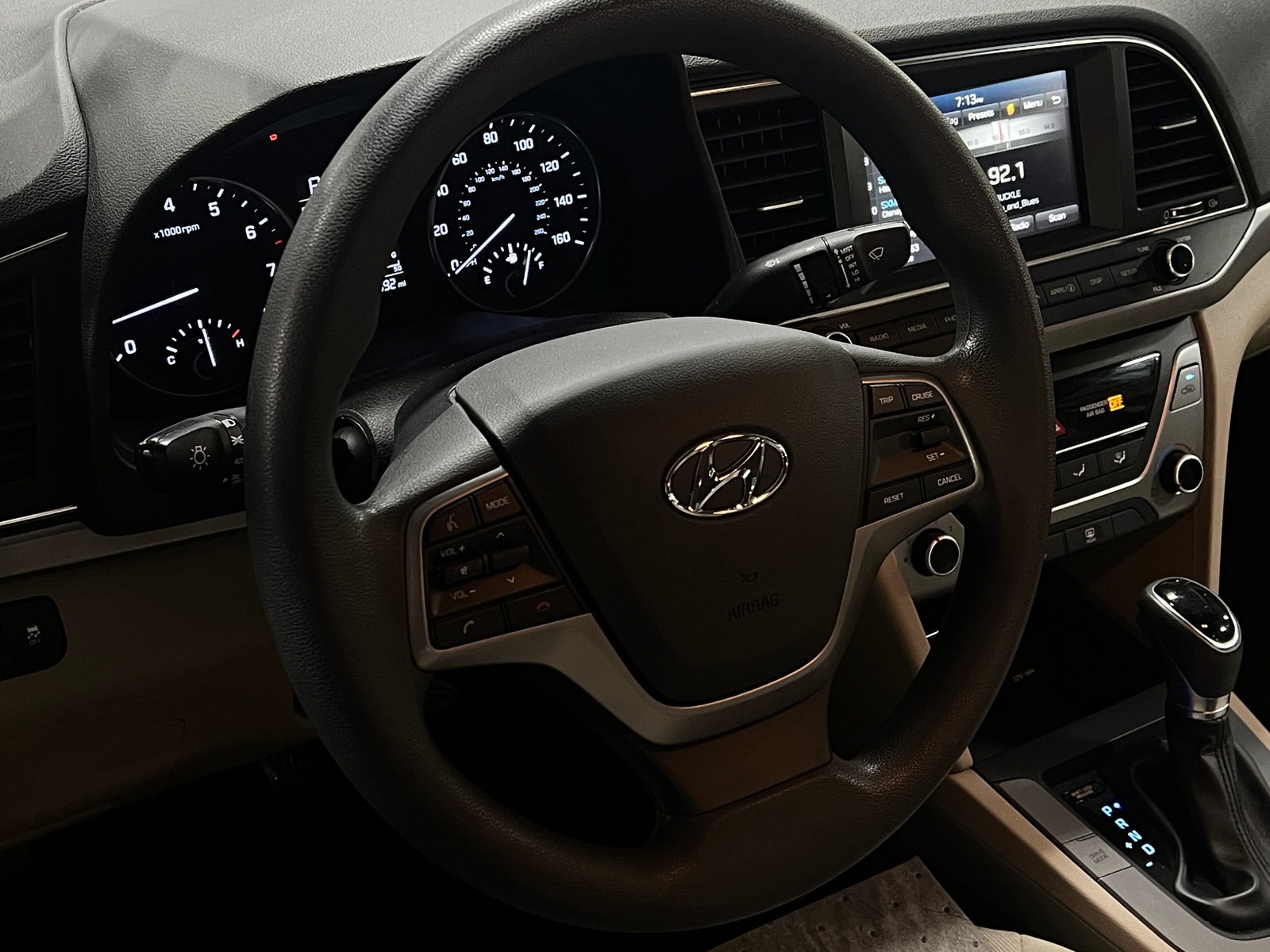 Thumbnail: 2017 Hyundai Elantra - 5
