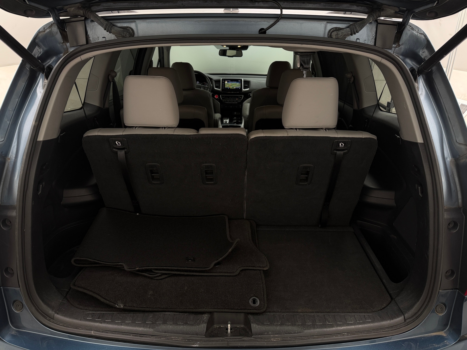 Thumbnail: 2017 Honda Pilot - 6