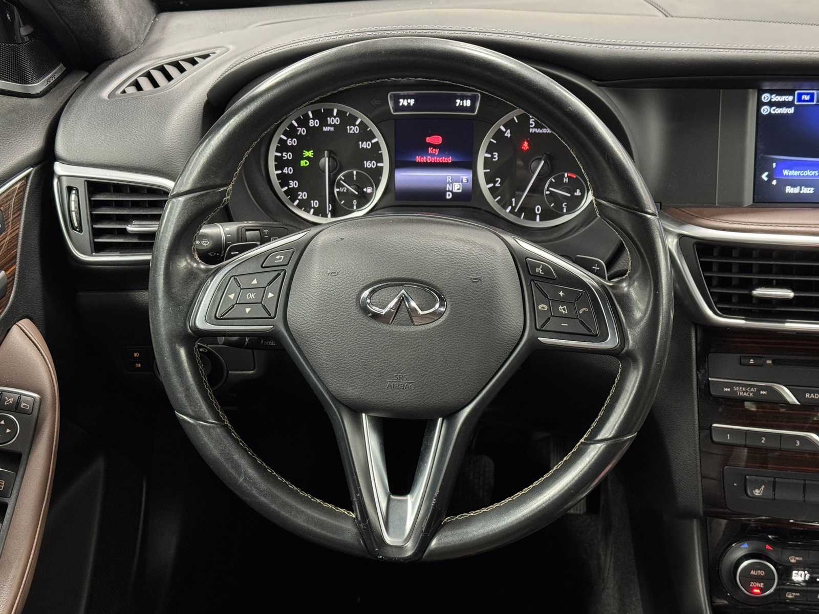 Thumbnail: 2018 INFINITI QX30 - 4