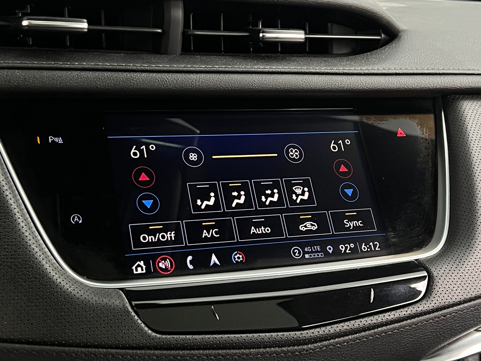 Thumbnail: 2021 Cadillac XT5 - 3