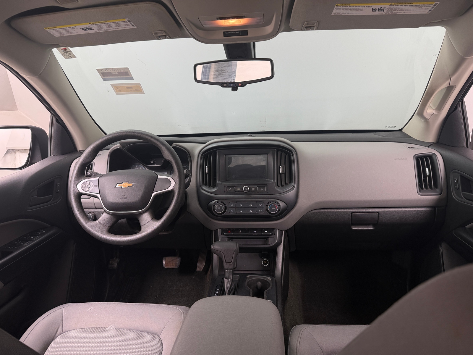 Thumbnail: 2017 Chevrolet Colorado - 3