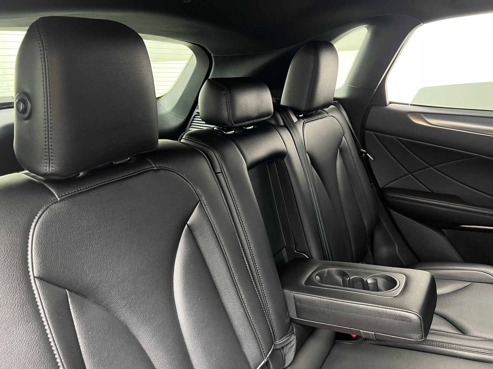 Thumbnail: 2018 Lincoln MKC - 5