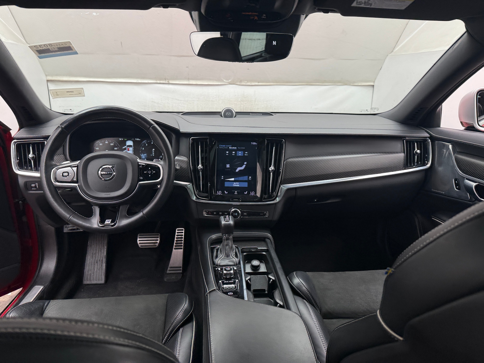 Thumbnail: 2018 Volvo V90 - 2
