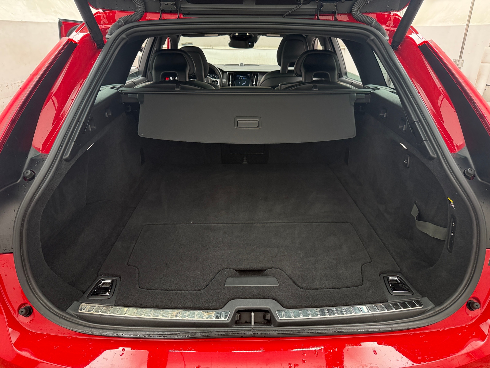 Thumbnail: 2018 Volvo V90 - 6