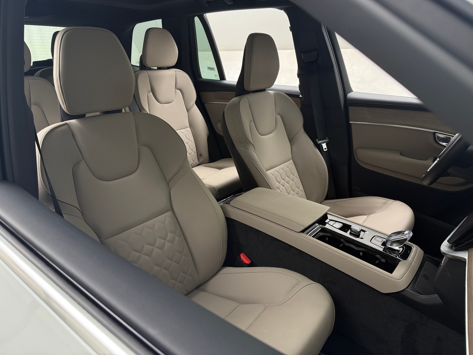 Thumbnail: 2026 Volvo XC90 - 2