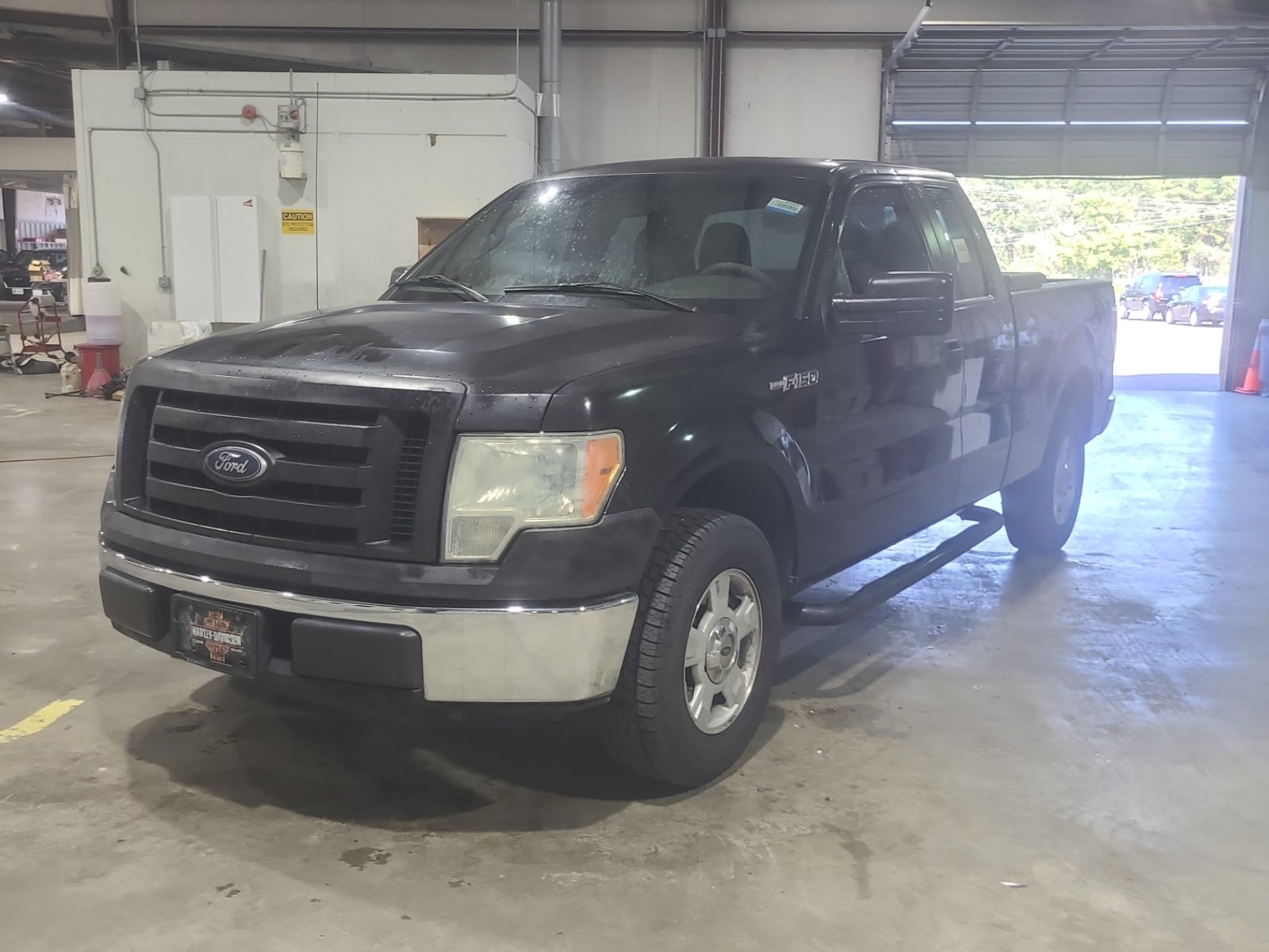 2010 Ford F-150 2WD Supercab 145" XL