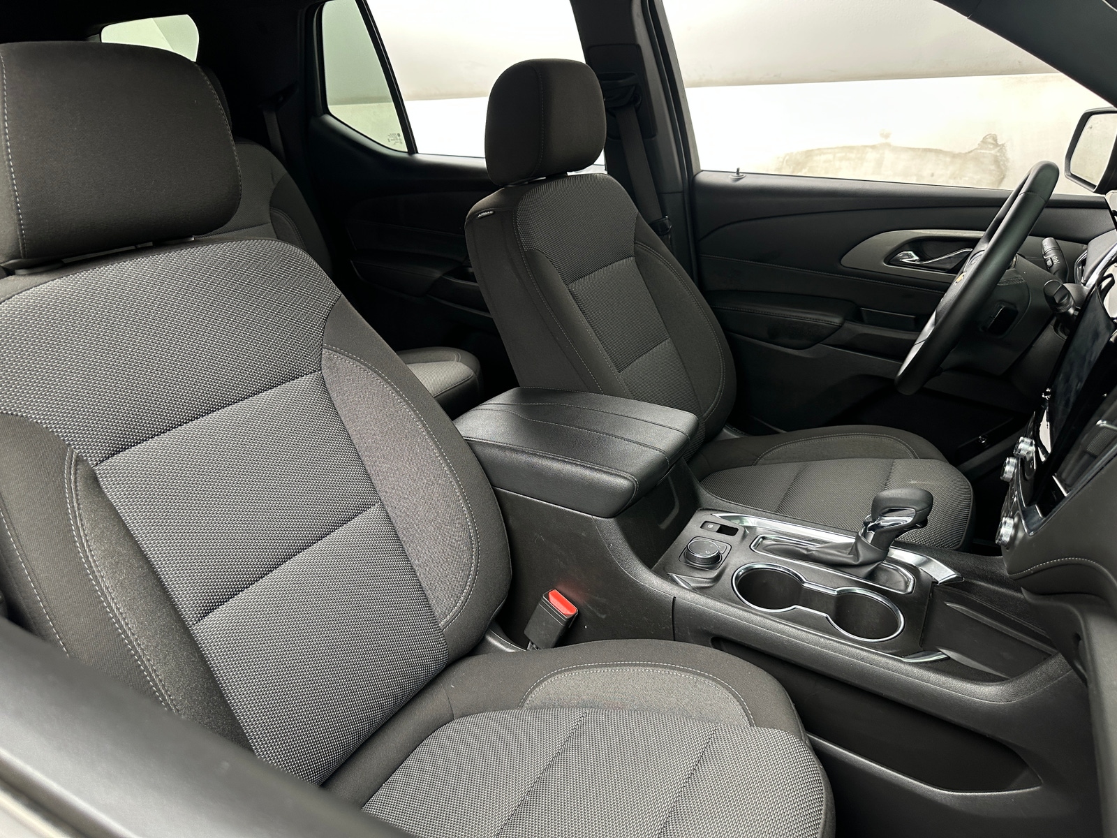 Thumbnail: 2023 Chevrolet Traverse - 2