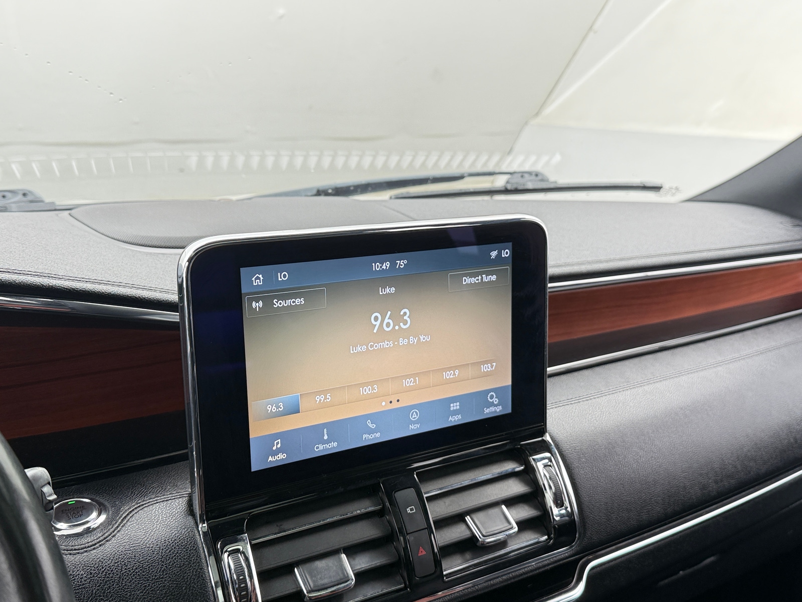 Thumbnail: 2020 Lincoln Navigator L - 3