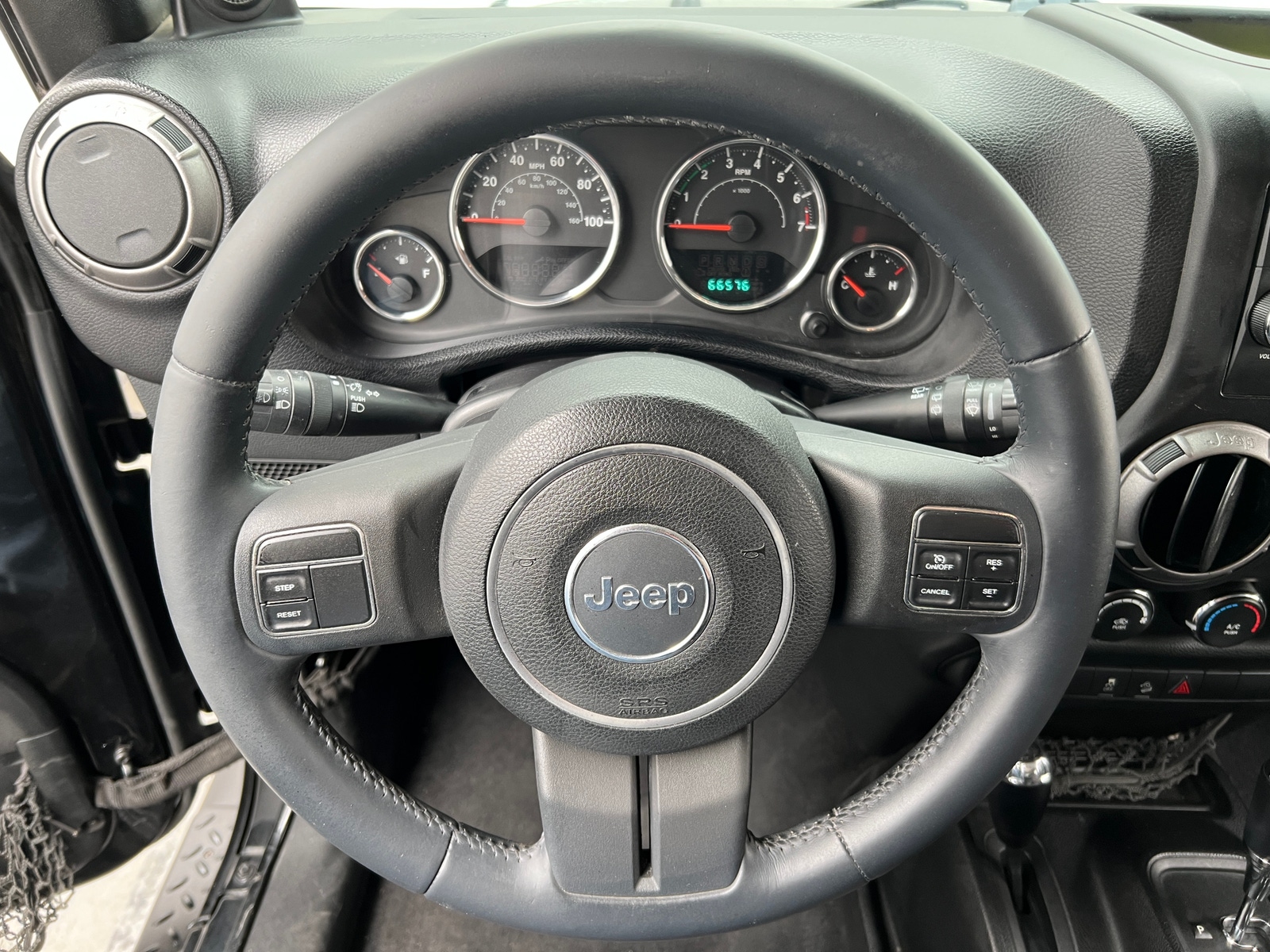 Thumbnail: 2012 Jeep Wrangler - 5