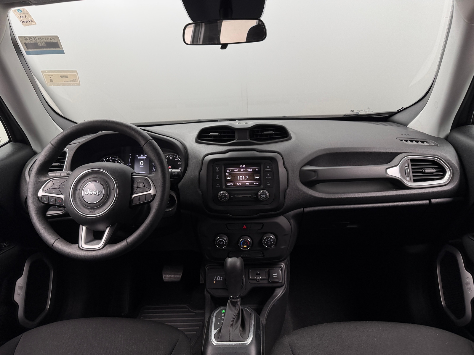 Thumbnail: 2019 Jeep Renegade - 3