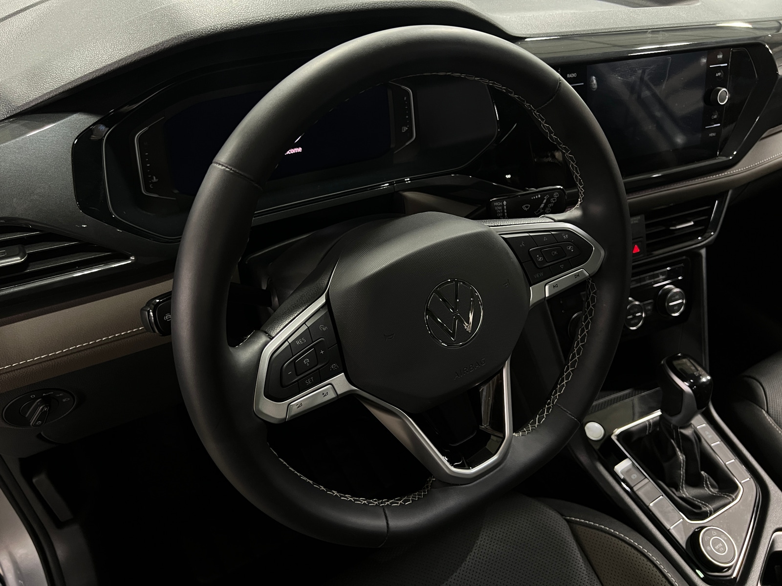 Thumbnail: 2024 Volkswagen Taos - 5