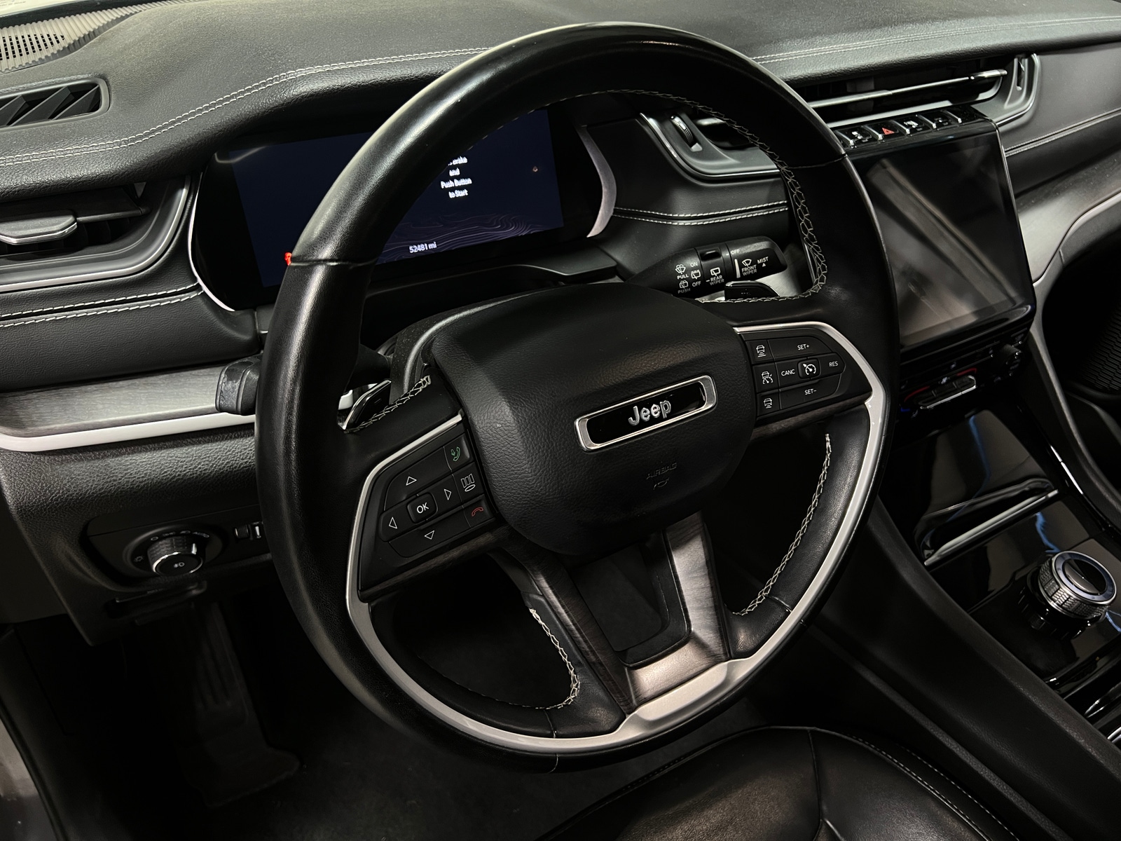 Thumbnail: 2022 Jeep Grand Cherokee L - 4