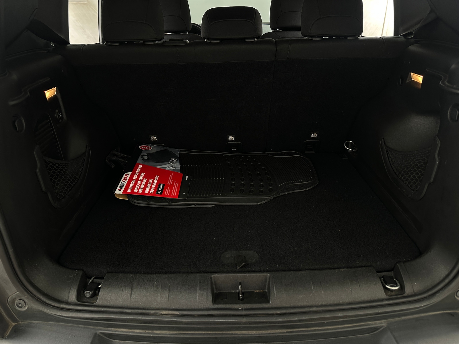Thumbnail: 2017 Jeep Renegade - 7