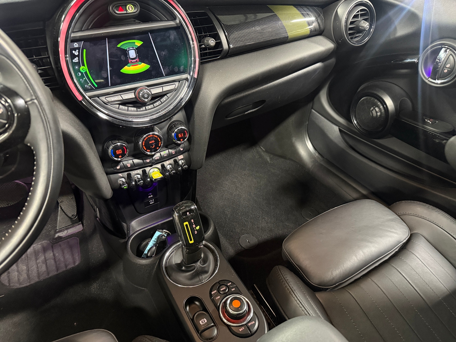 Thumbnail: 2021 MINI Cooper Hardtop - 2