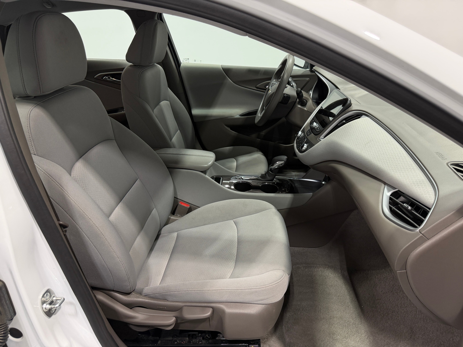 Thumbnail: 2025 Chevrolet Malibu - 2