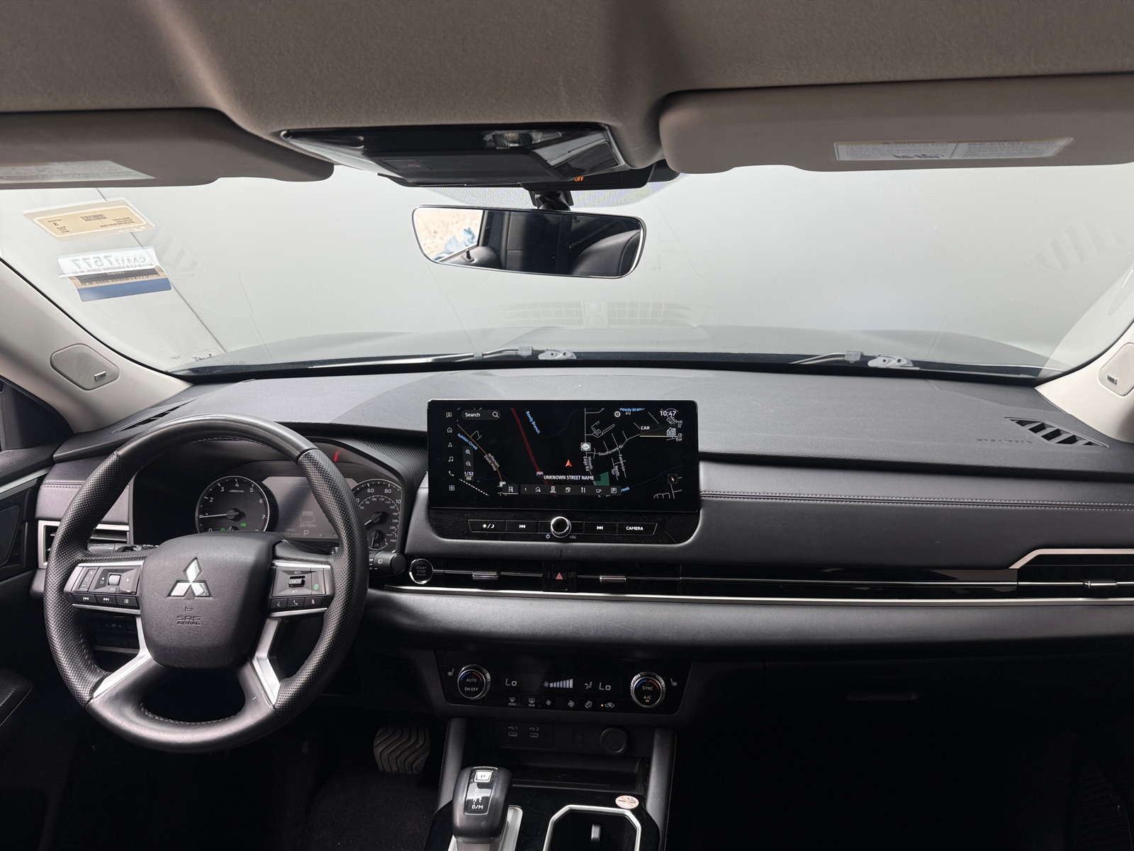 Thumbnail: 2025 Mitsubishi Outlander - 3