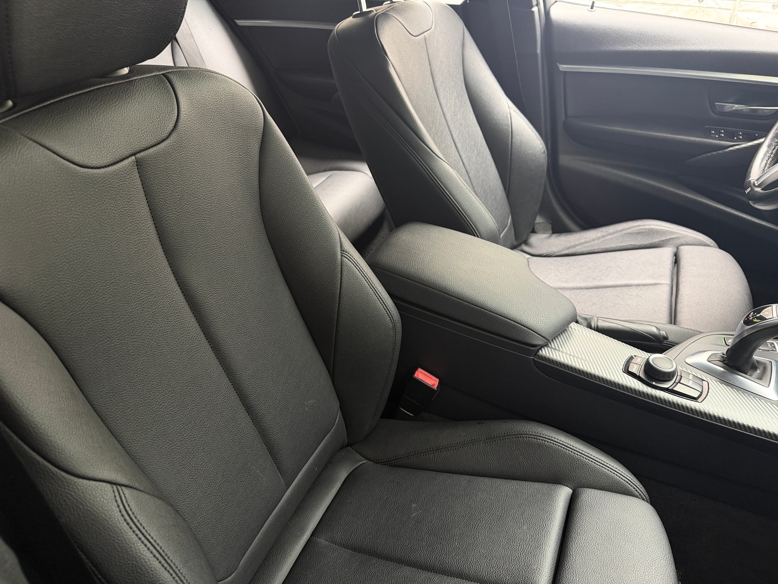 Thumbnail: 2016 BMW 3 Series - 2
