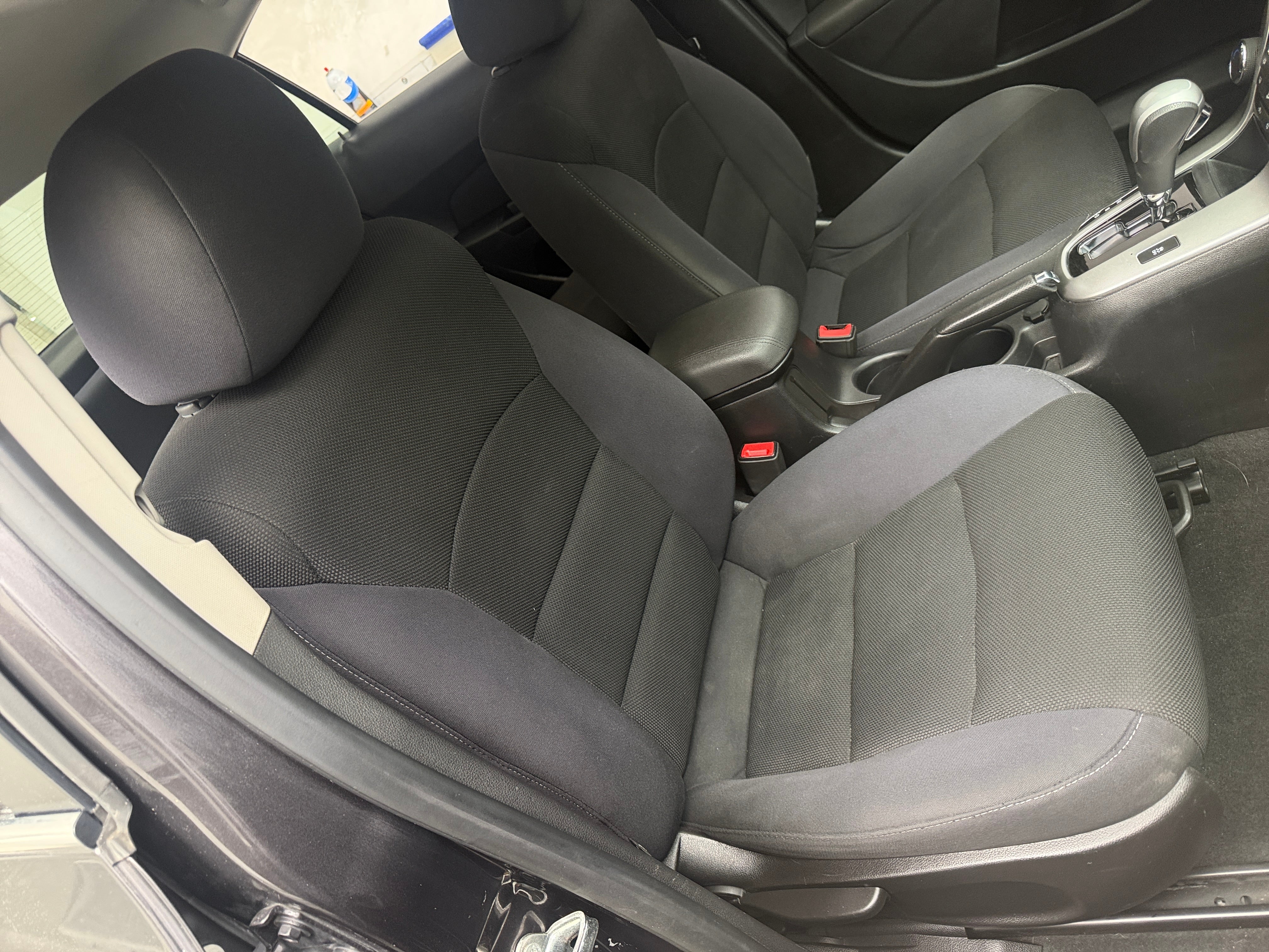 2015 Chevrolet Cruze 1LT