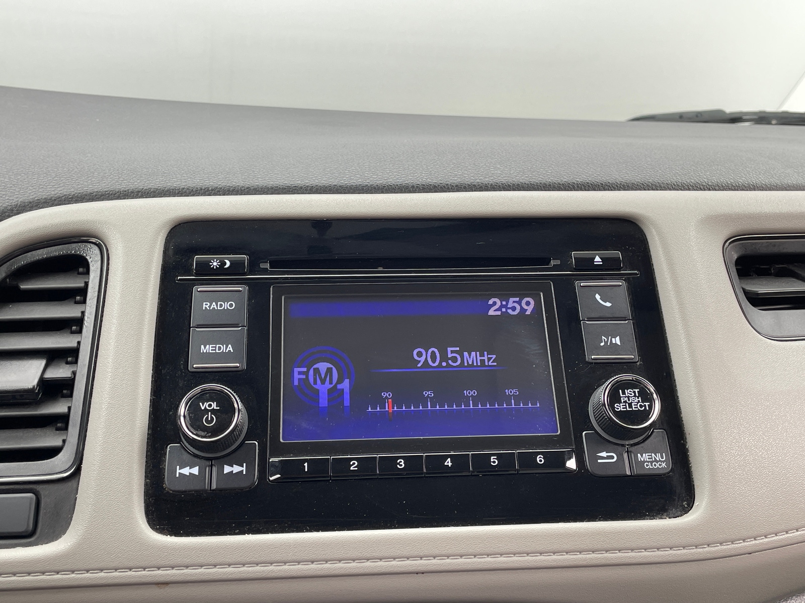 Thumbnail: 2021 Honda HR-V - 4