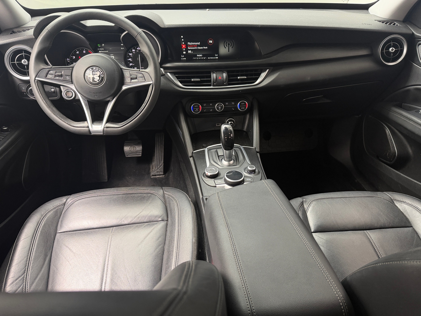 Thumbnail: 2018 Alfa Romeo Stelvio - 2