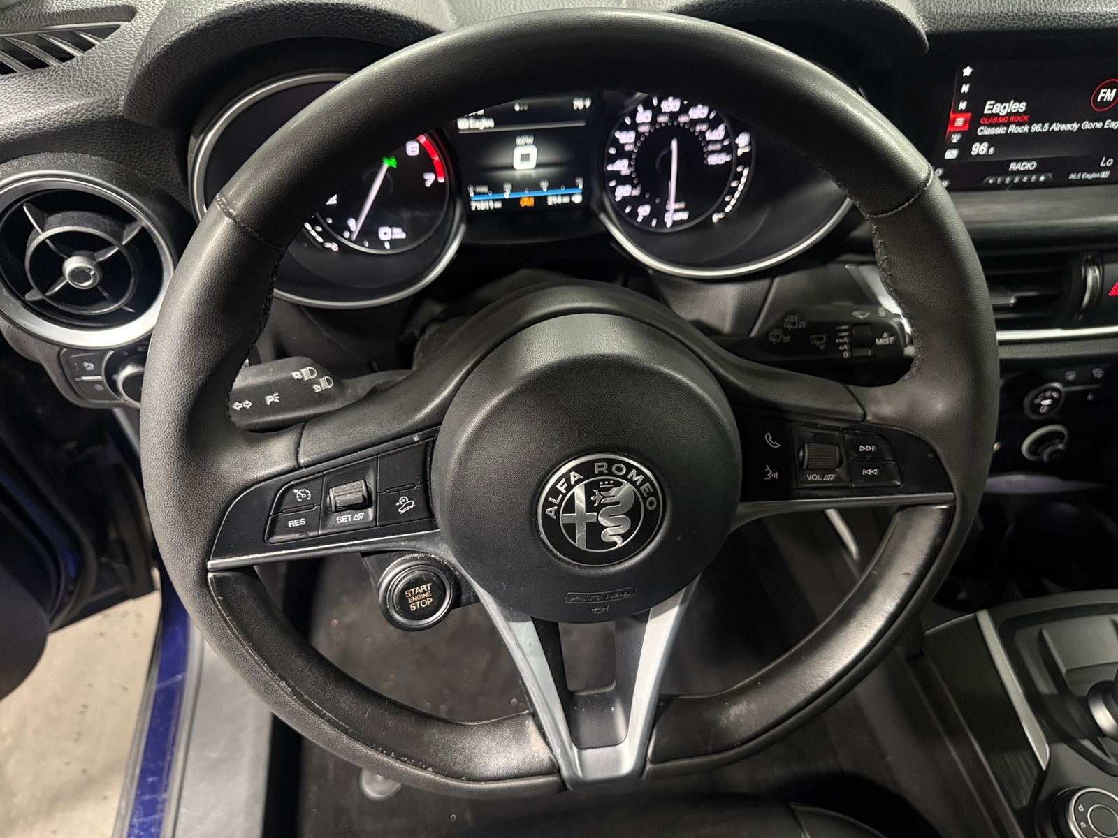 Thumbnail: 2018 Alfa Romeo Stelvio - 4