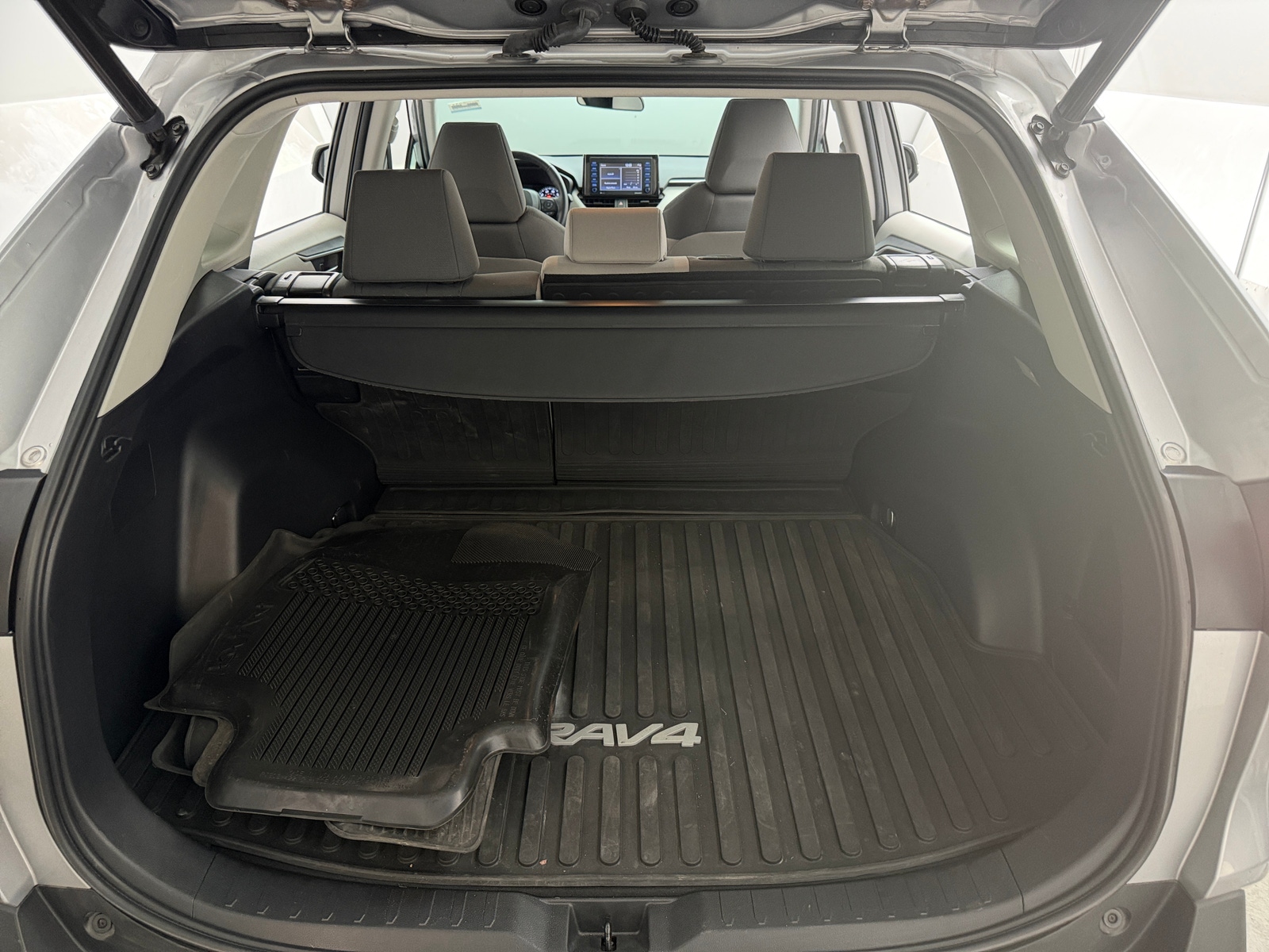 Thumbnail: 2021 Toyota RAV4 - 7