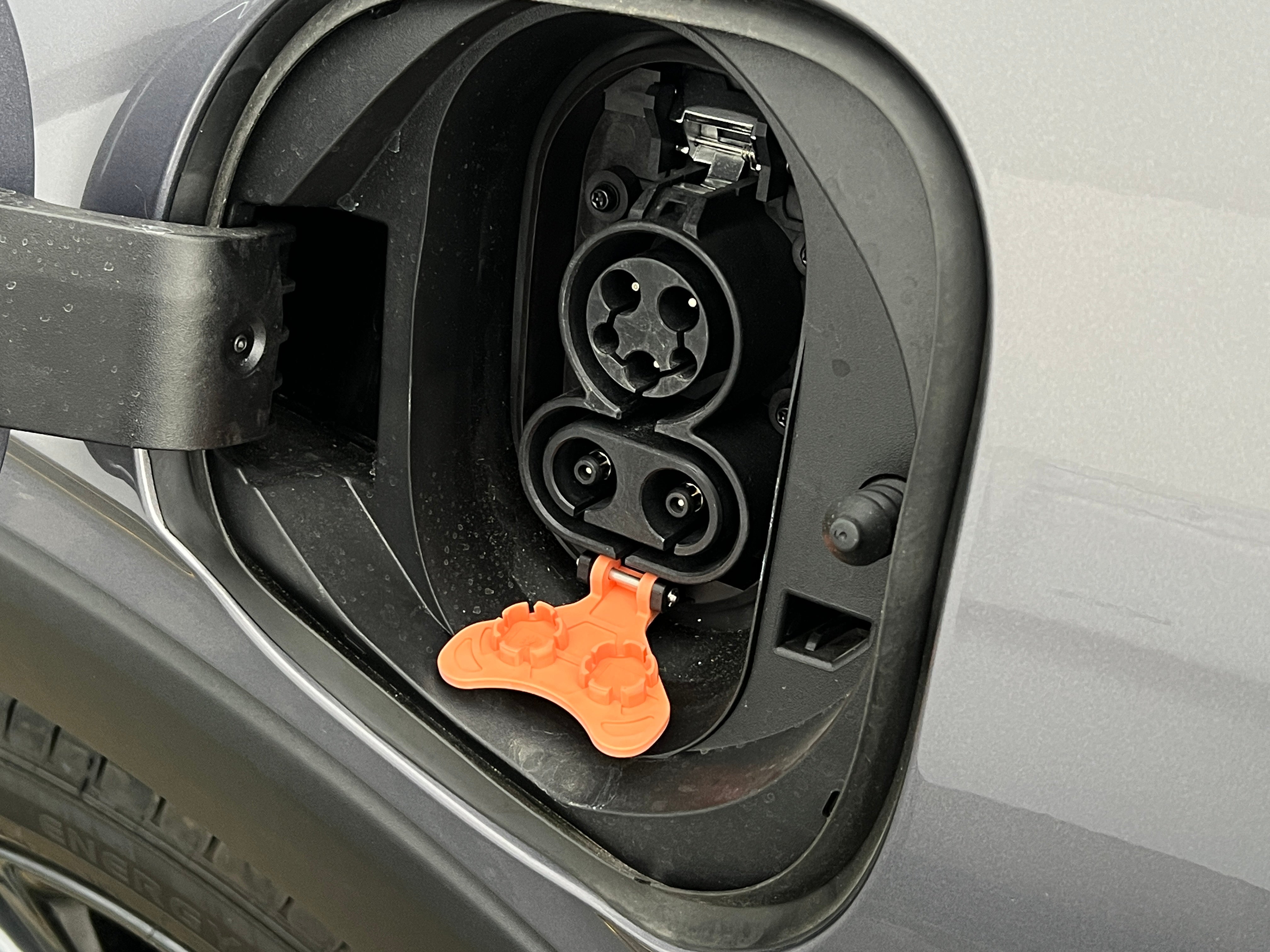 Used 2022 Chevrolet Bolt EUV Premier with VIN 1G1FZ6S08N4129483 for sale in Auburn, WA