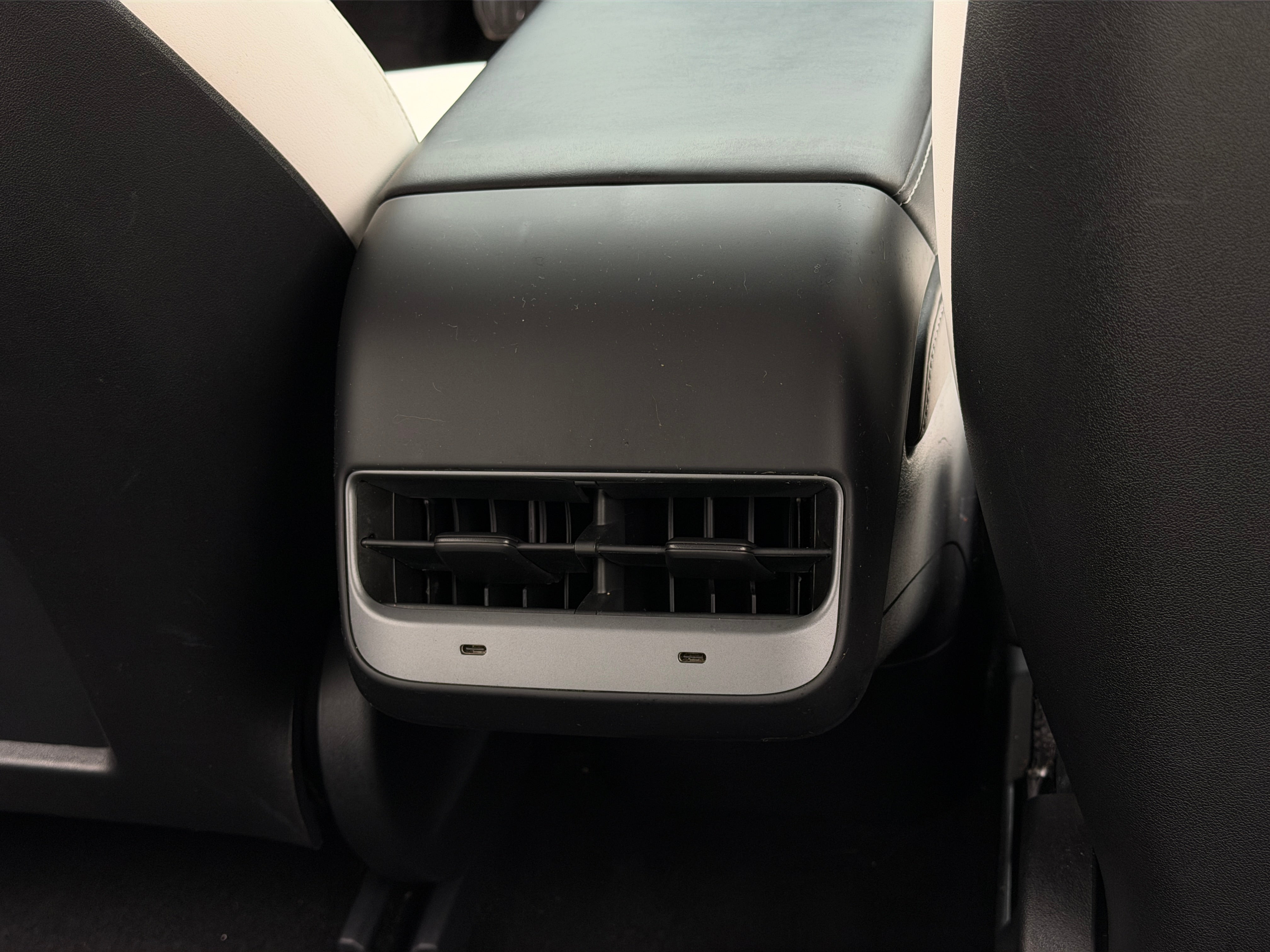 Used 2021 Tesla Model 3 Base with VIN 5YJ3E1EAXMF032368 for sale in Auburn, WA