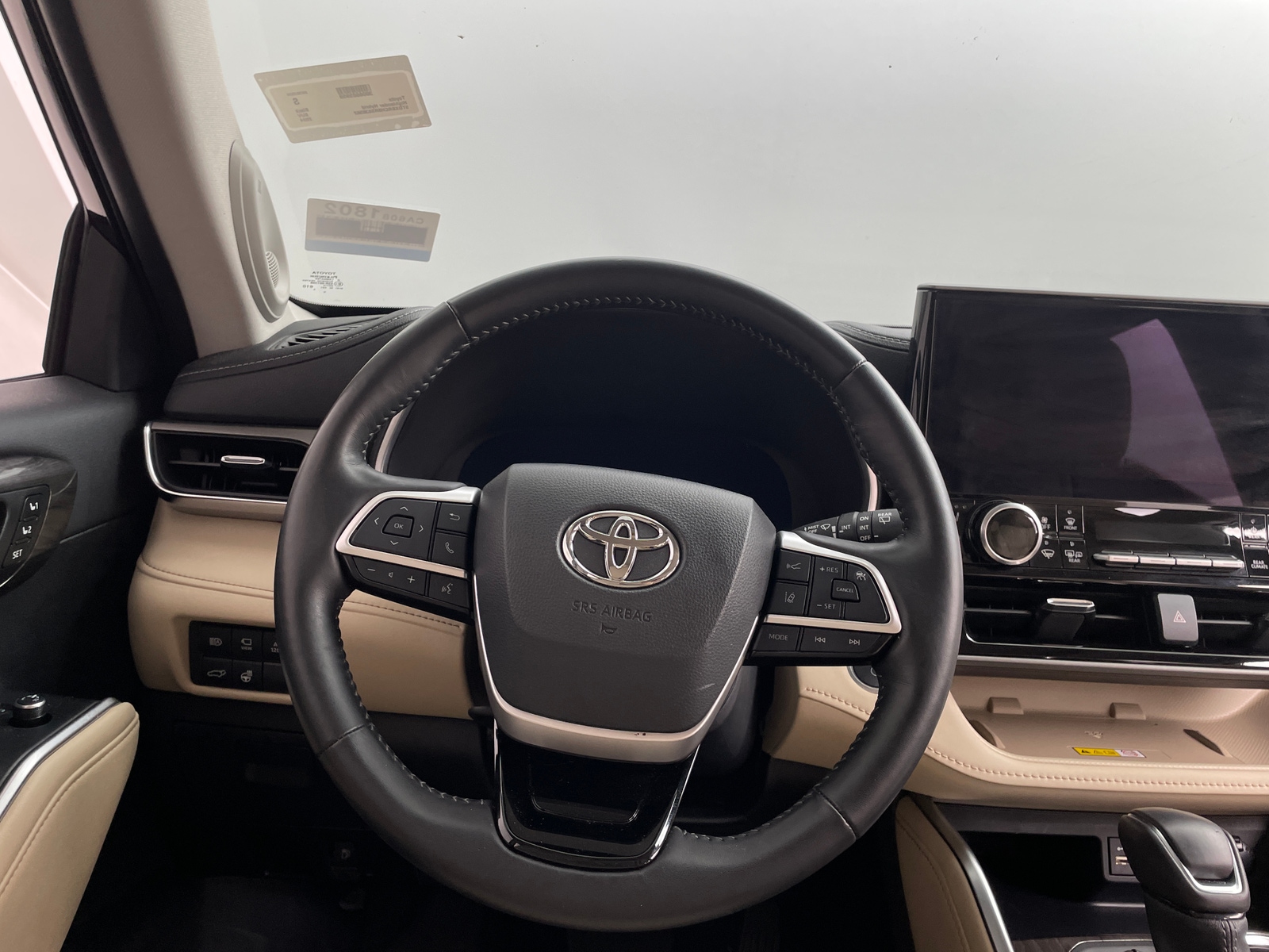 Thumbnail: 2024 Toyota Highlander - 5