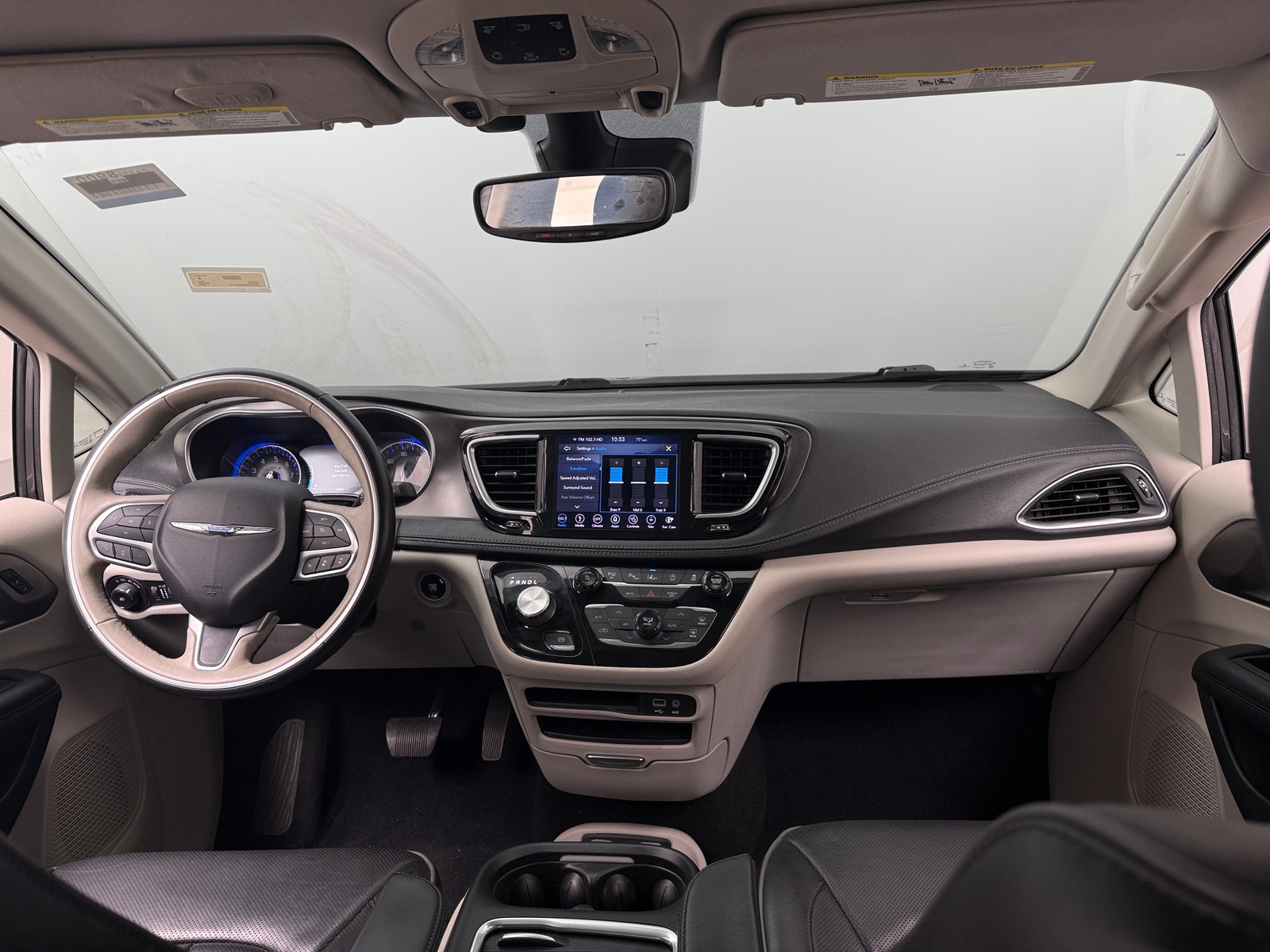 Thumbnail: 2019 Chrysler Pacifica - 2