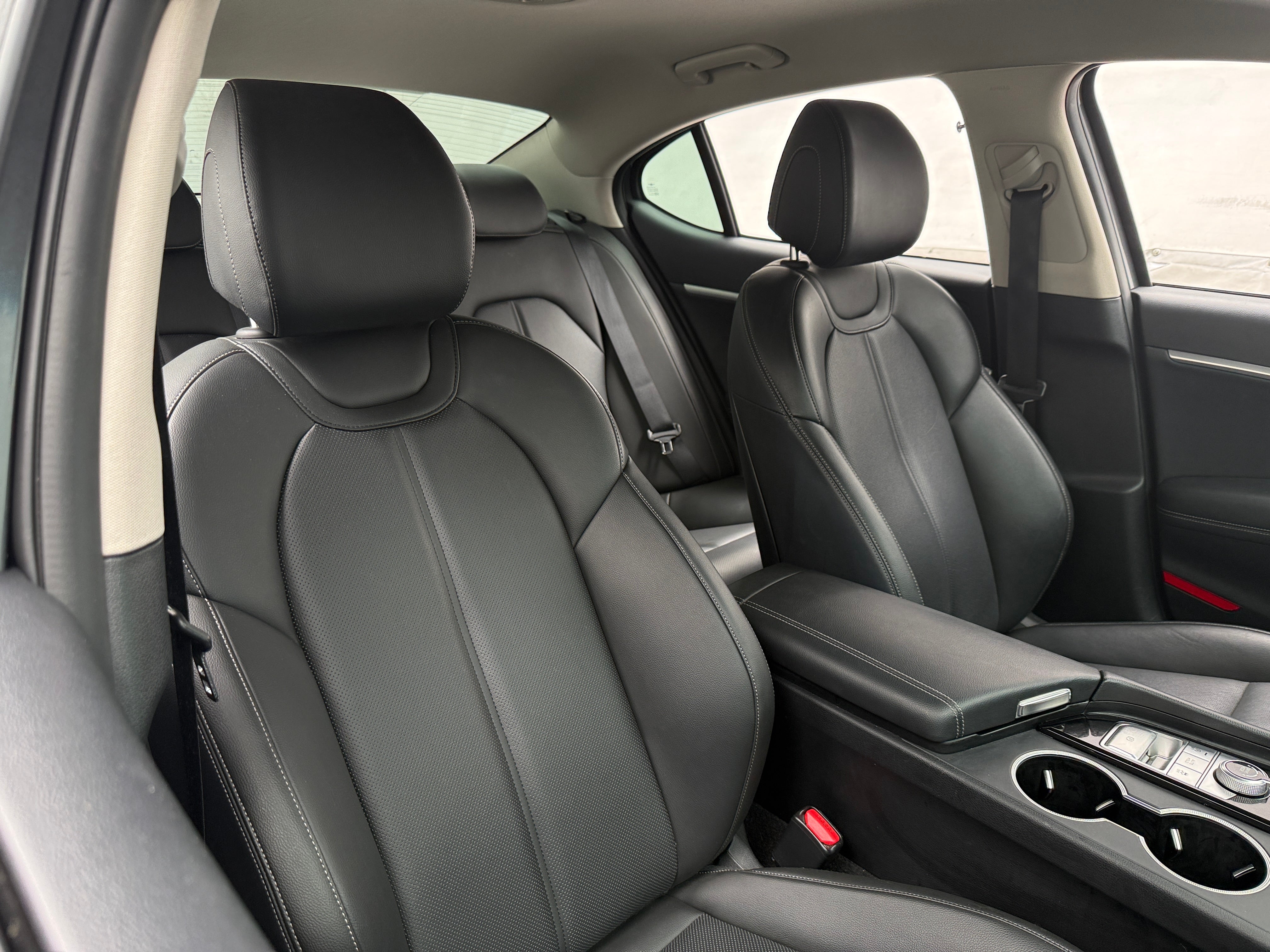 2020 GENESIS G70