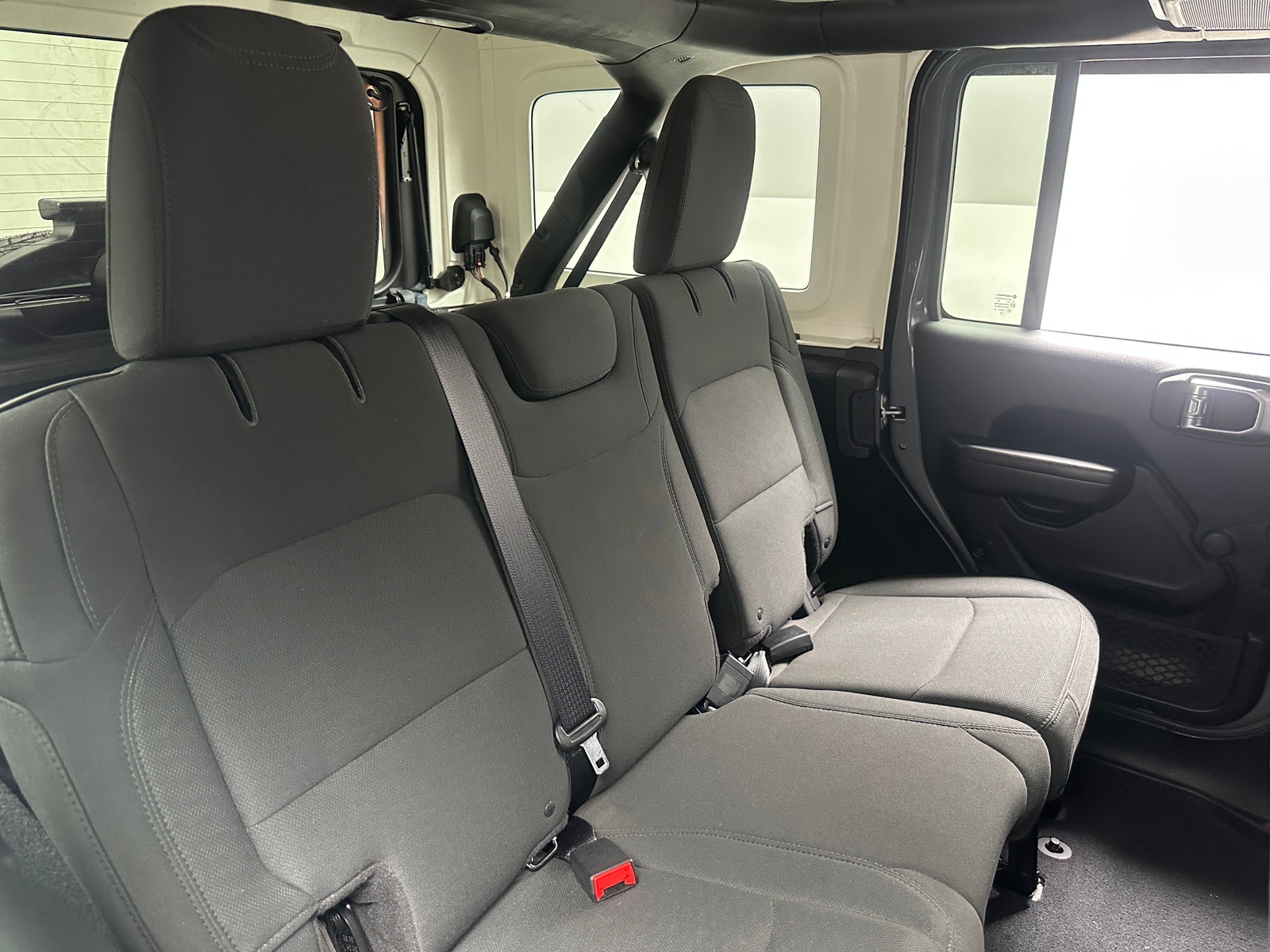 Thumbnail: 2018 Jeep Wrangler - 6