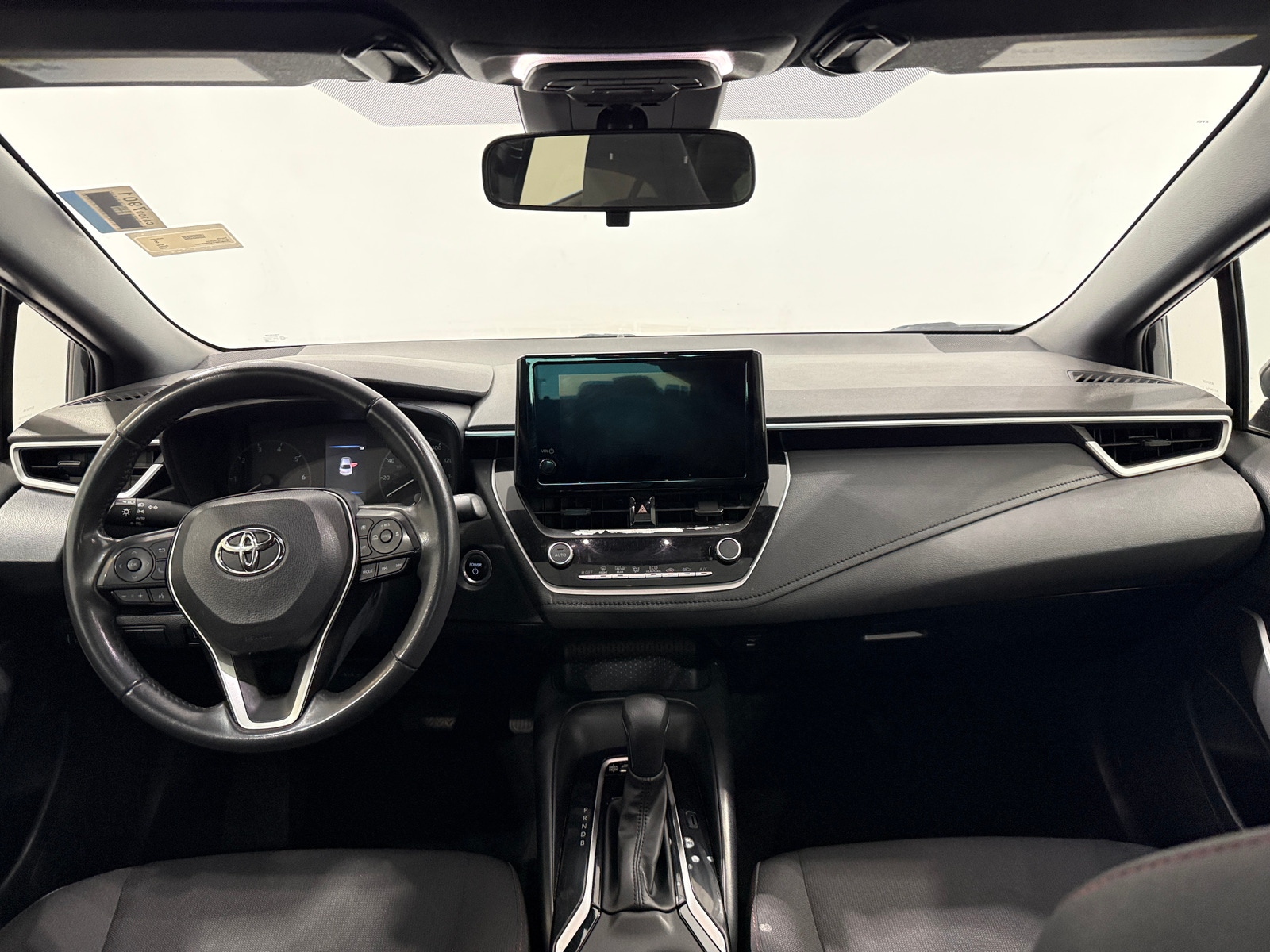 Thumbnail: 2023 Toyota Corolla - 3