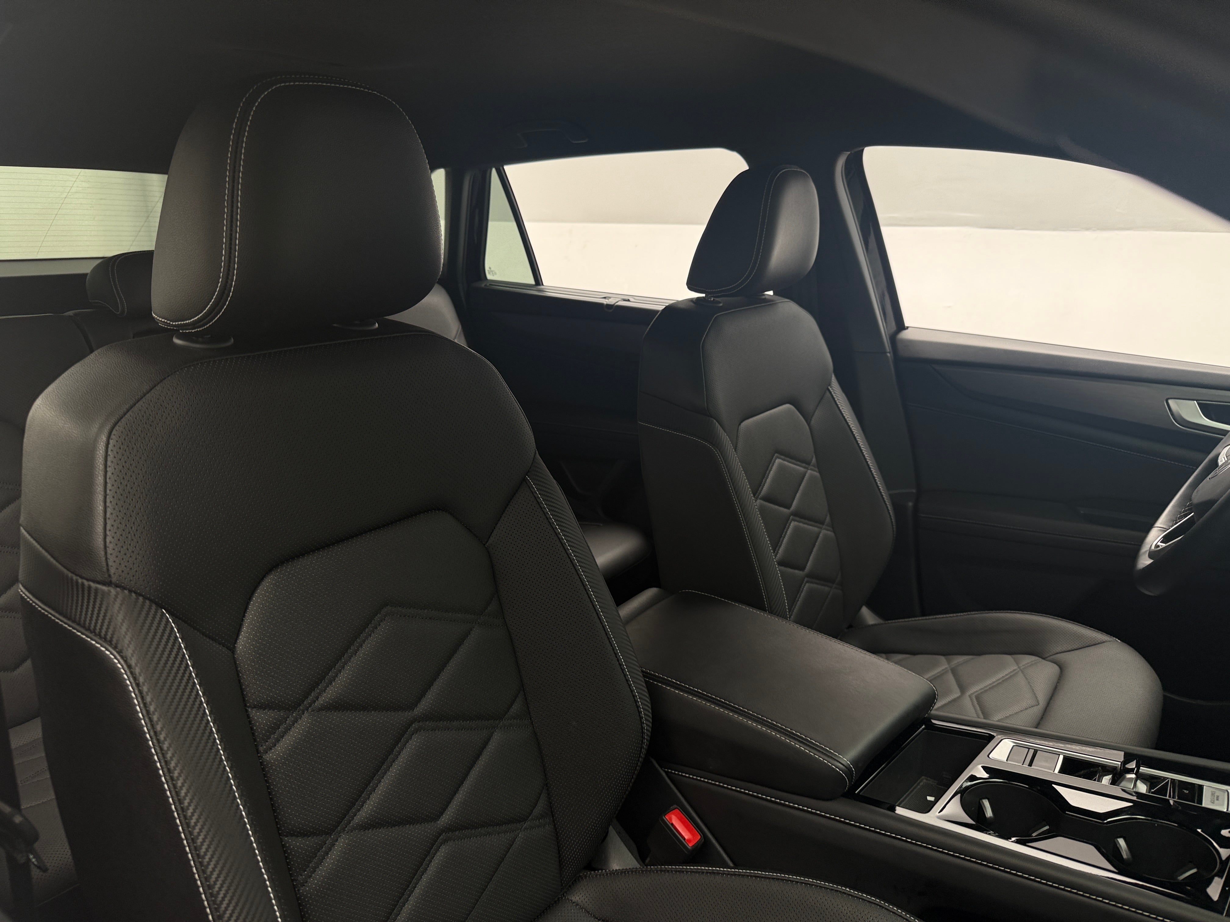 2025 Volkswagen Atlas Cross Sport
