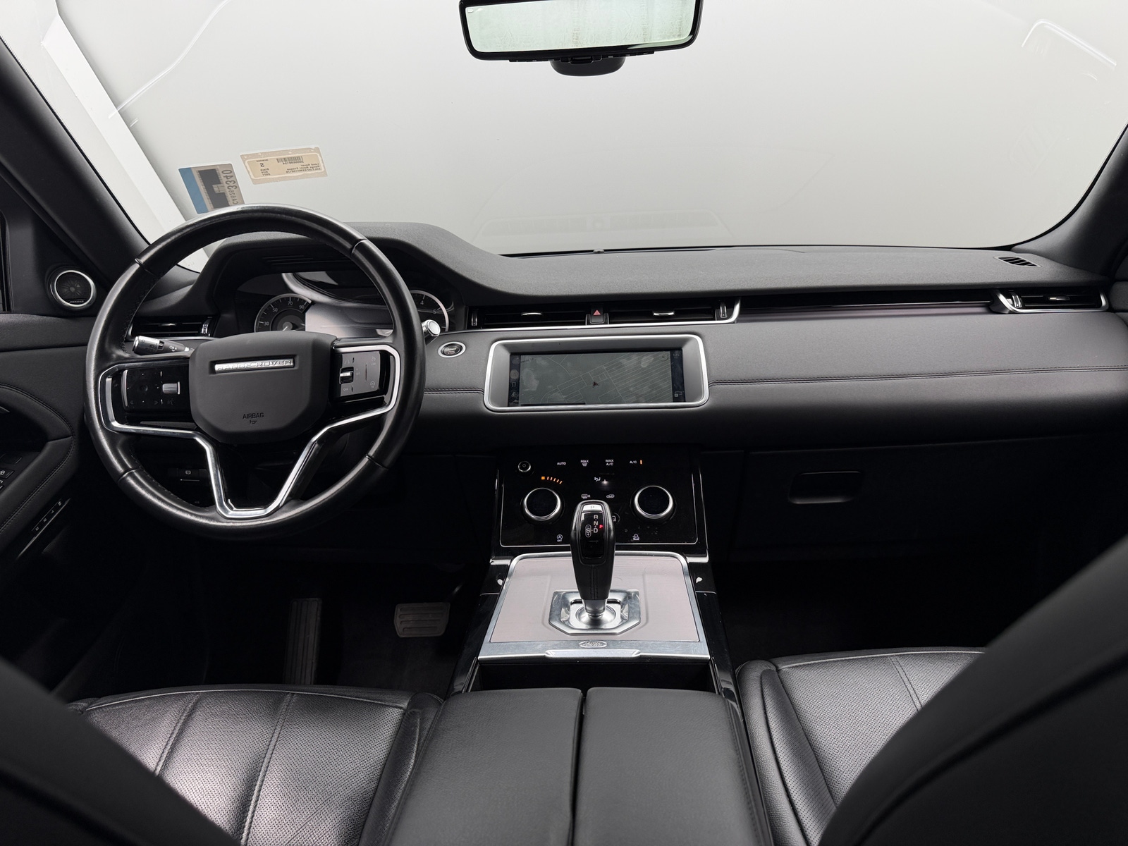 Thumbnail: 2021 Land Rover Range Rover Evoque - 3