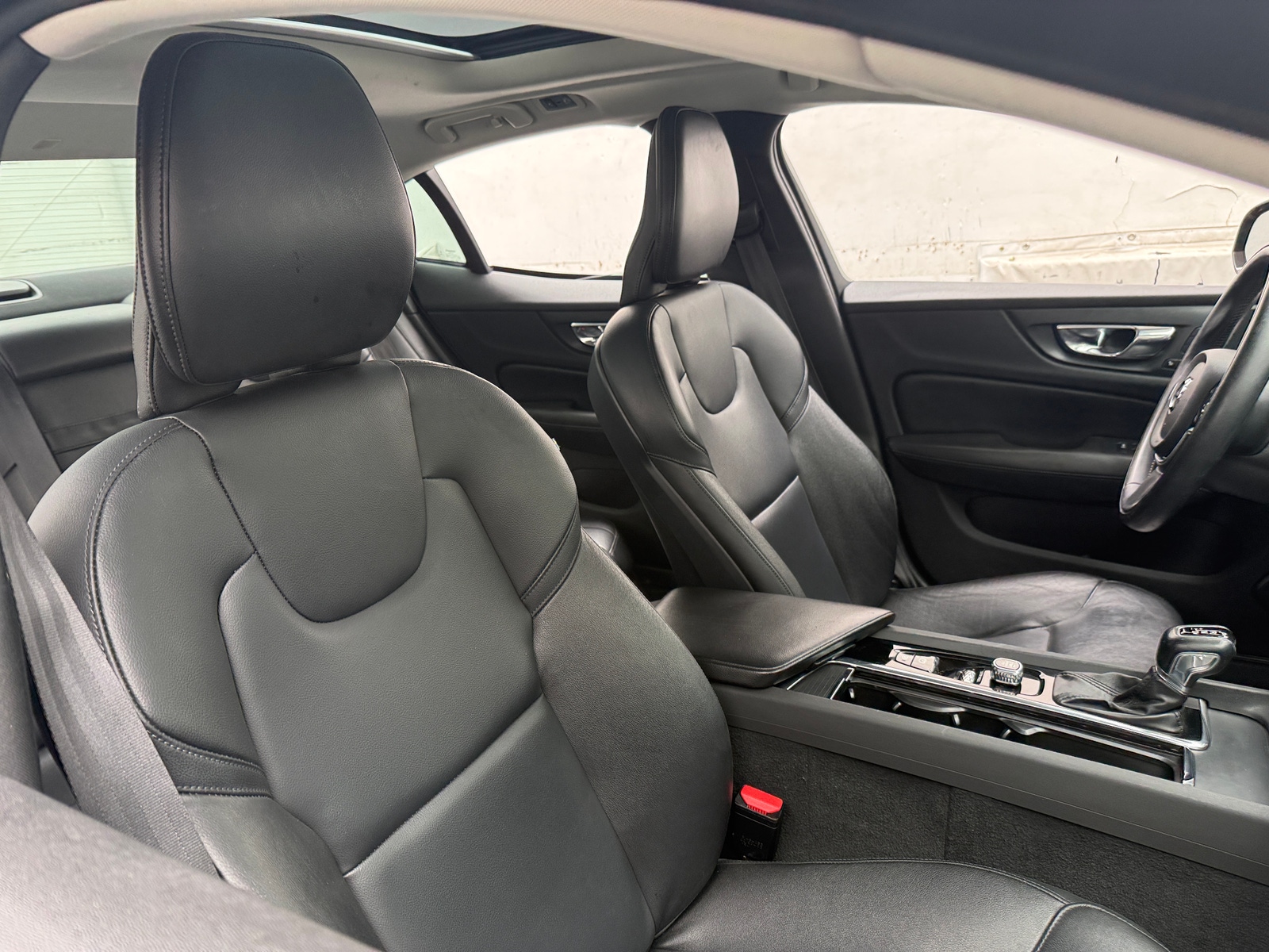 Thumbnail: 2019 Volvo S60 - 2