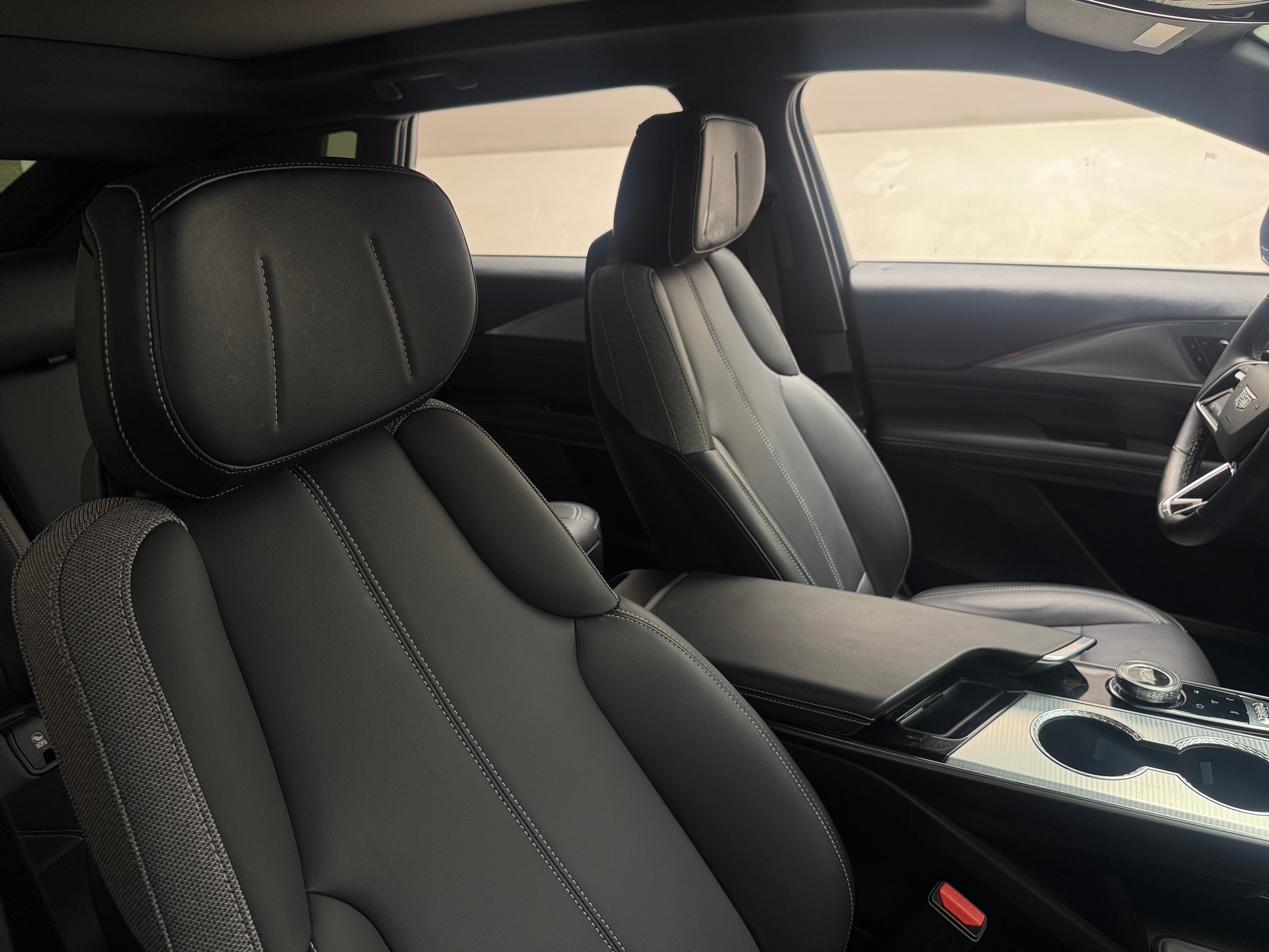 2024 Cadillac LYRIQ